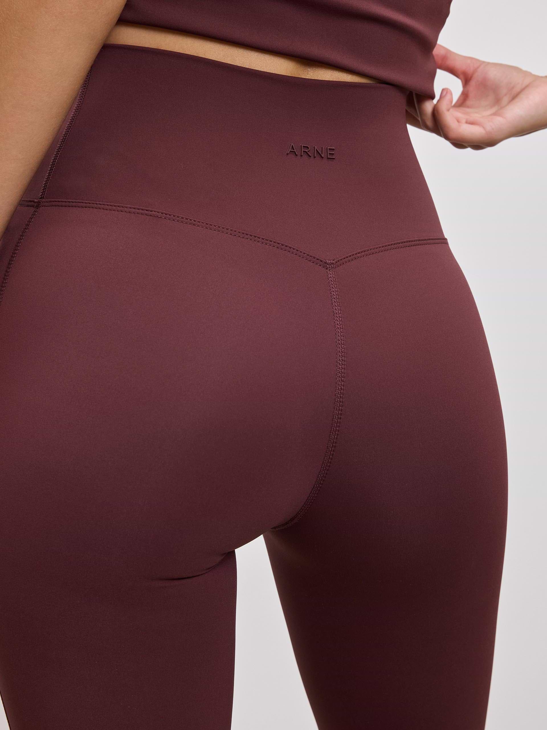 Womens Active Flared Legging in Burgundy