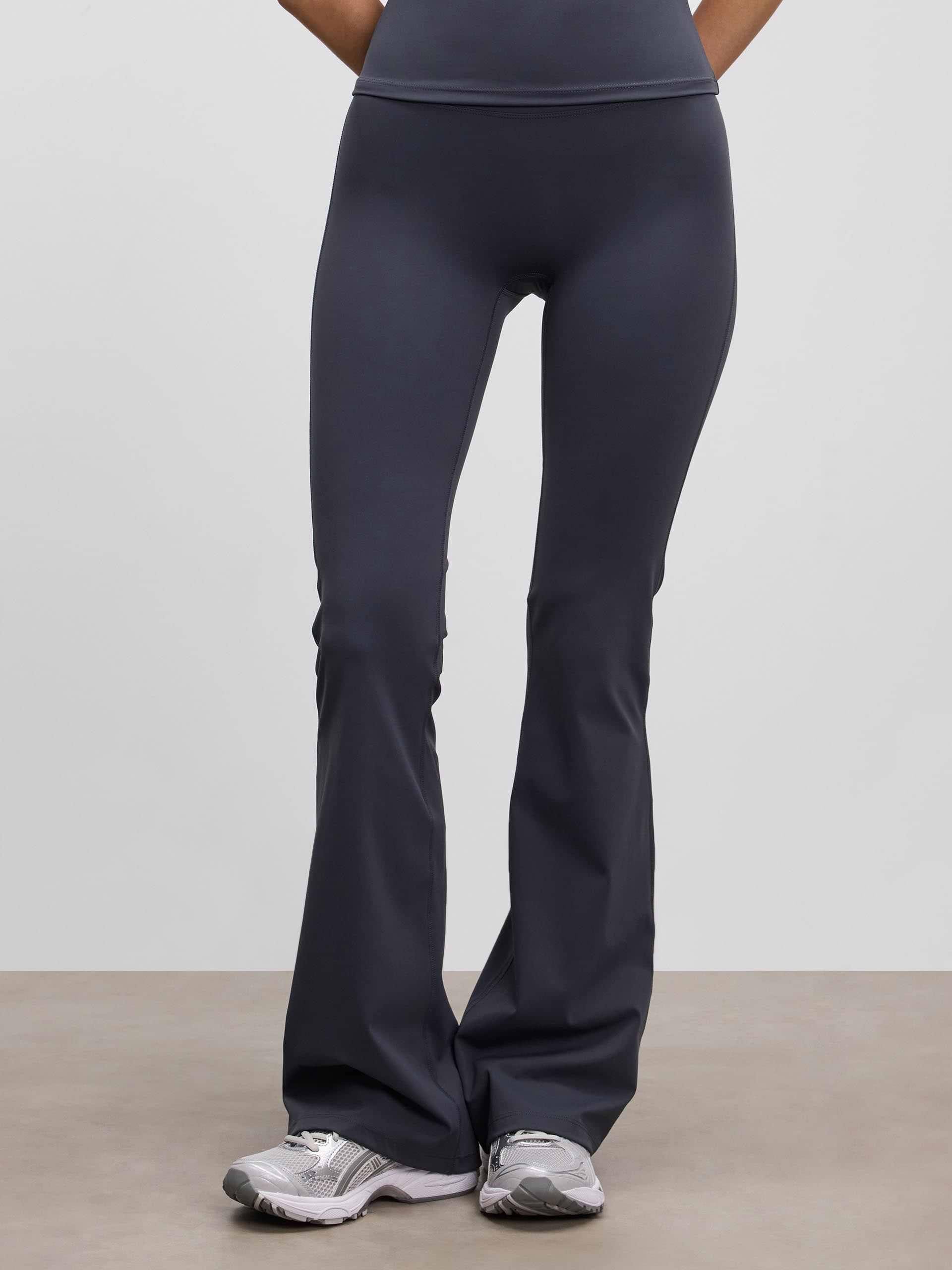Womens Active Flared Legging in Slate Blue