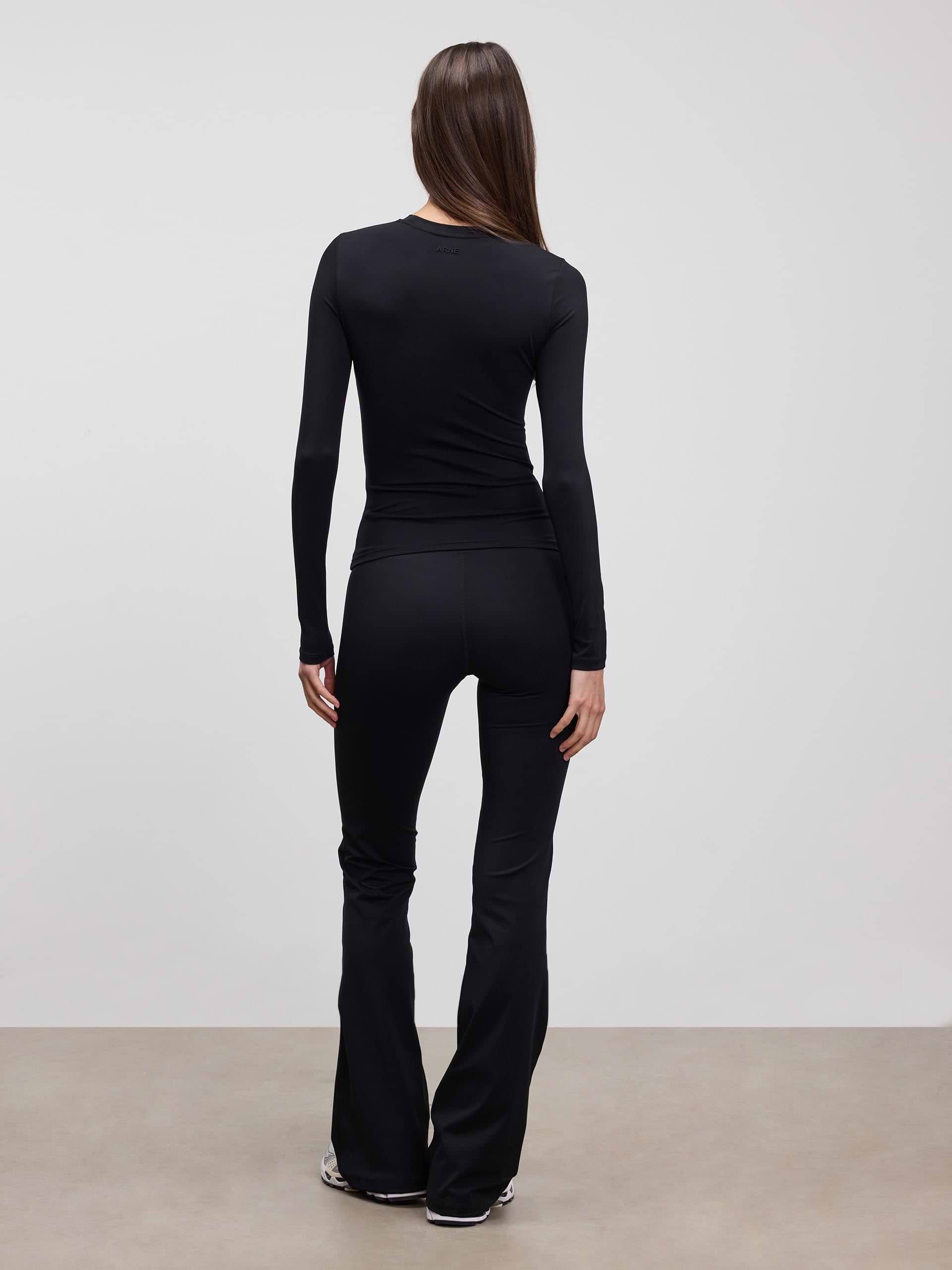 Womens Active Long Sleeve T-Shirt in Black