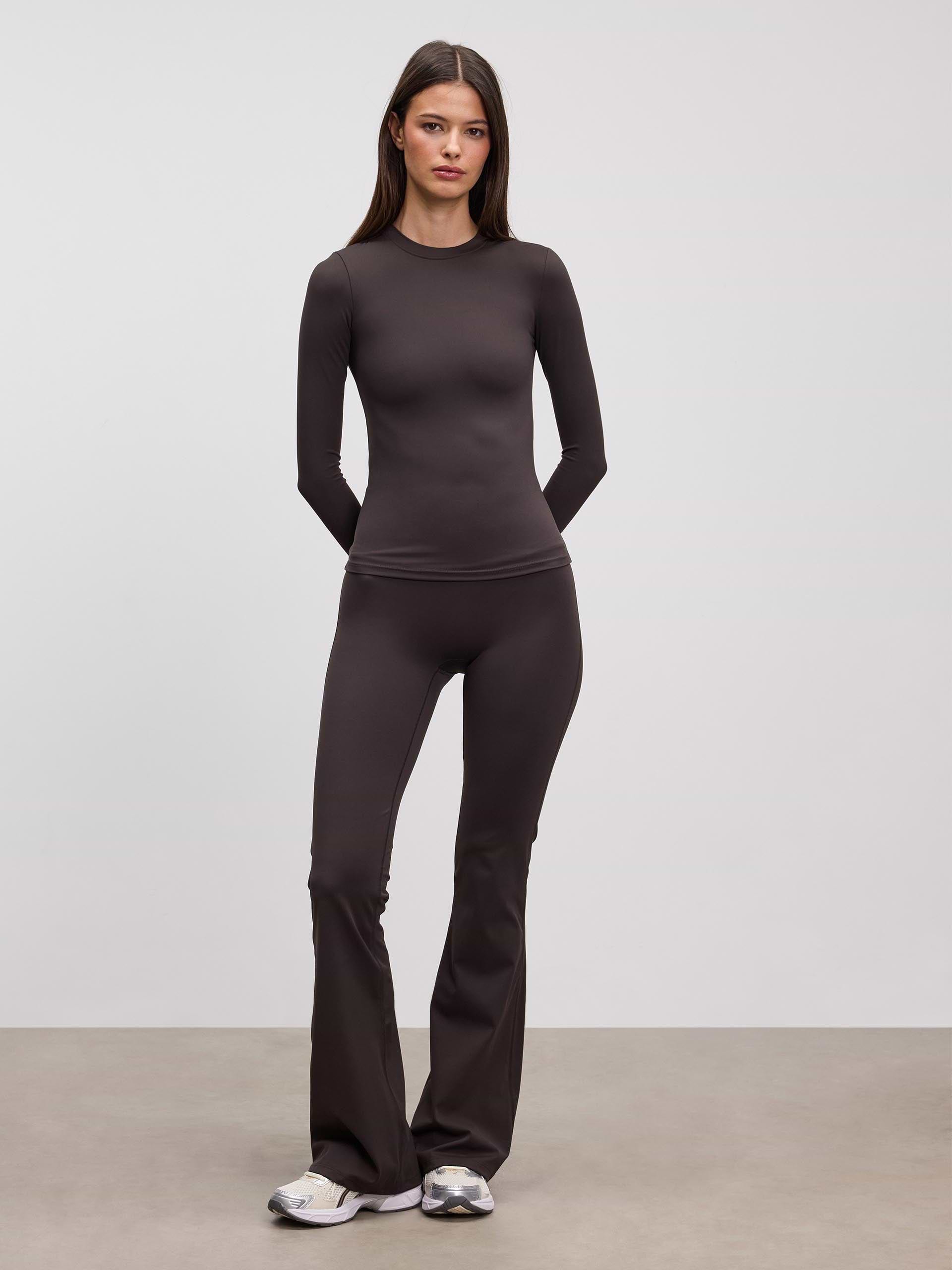 Womens Active Long Sleeve T-Shirt in Brown