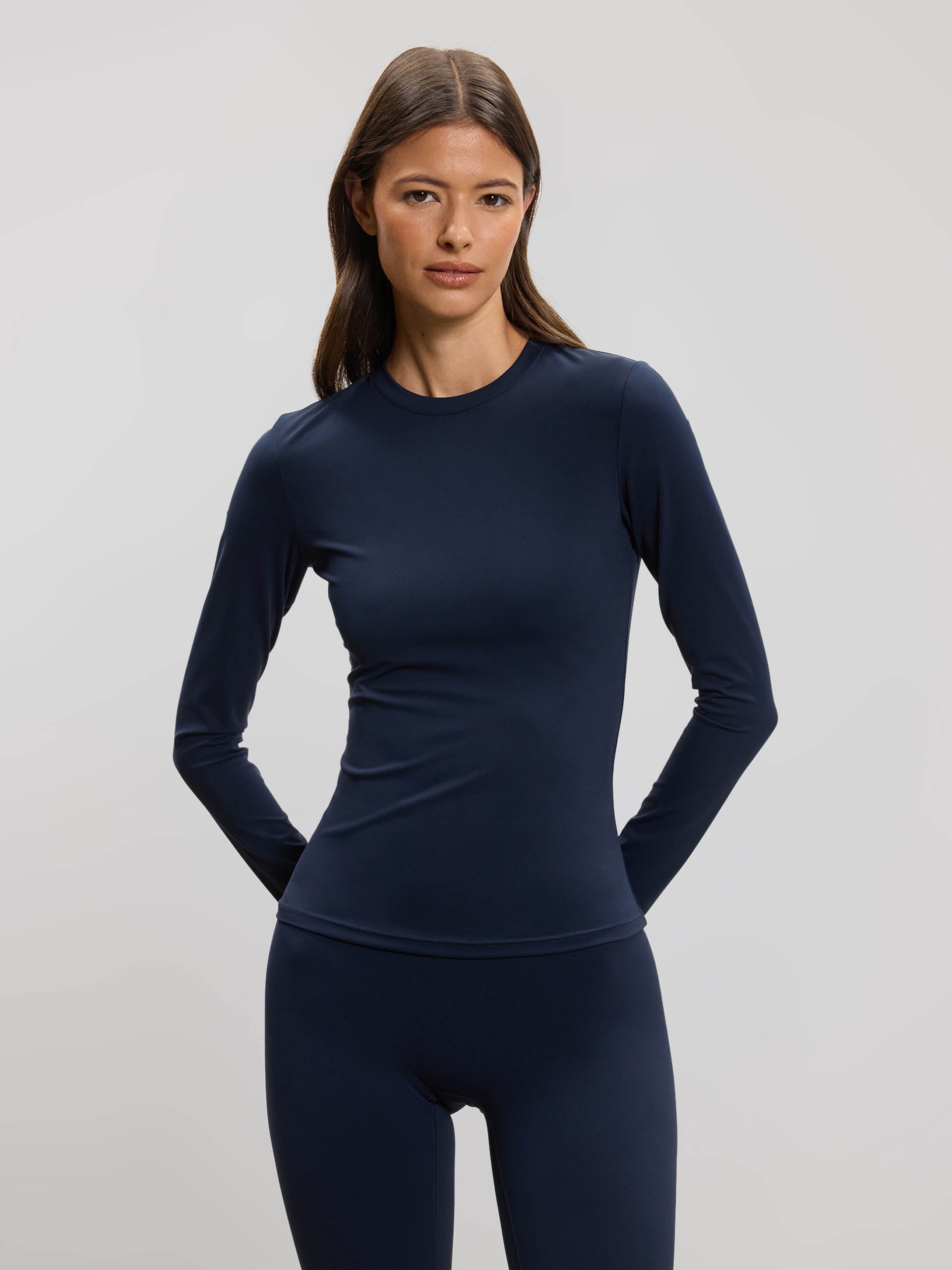 Womens Active Long Sleeve T-Shirt in Navy