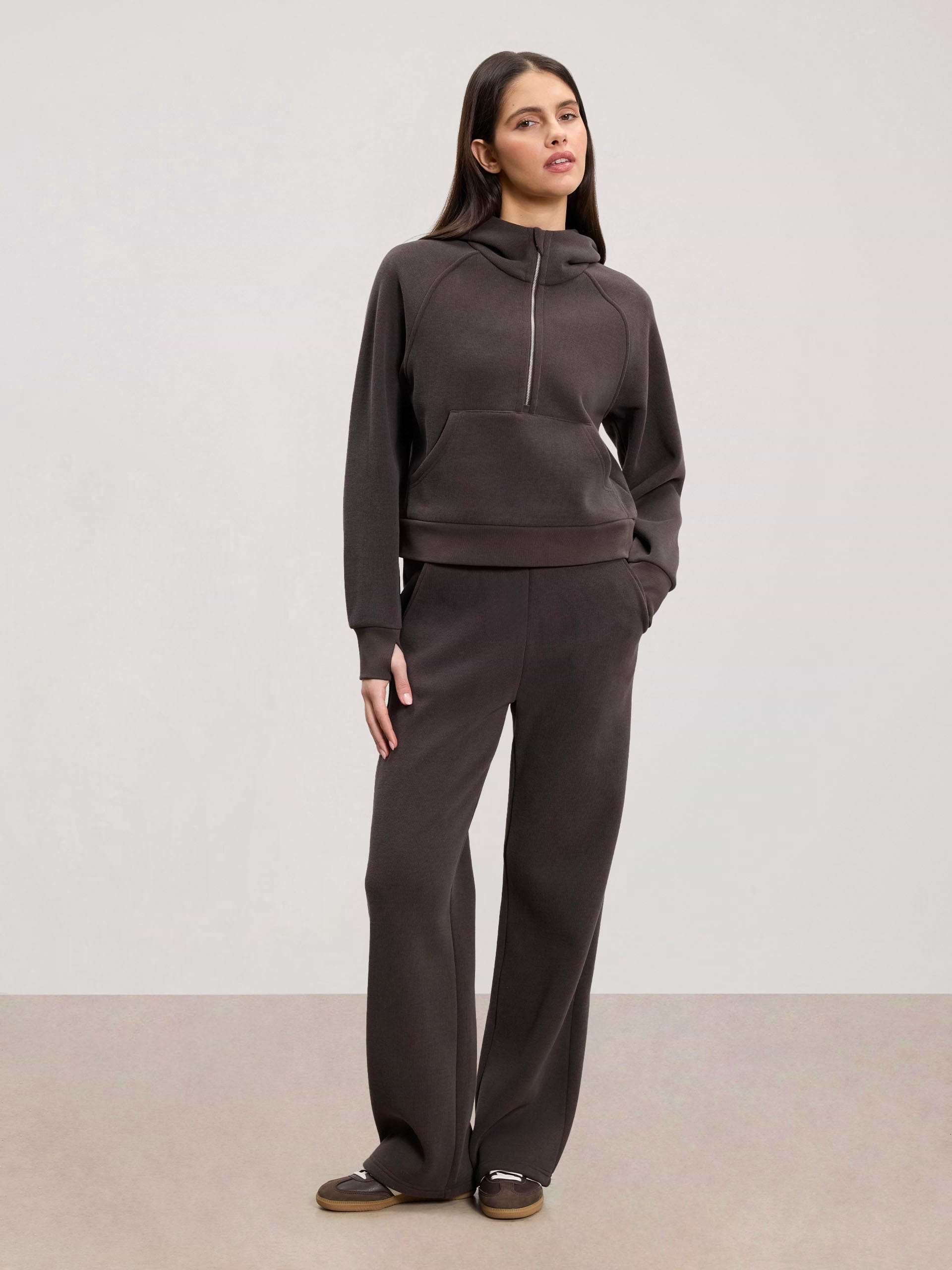 Womens Cosy Fleece Straight Leg Jogger in Brown