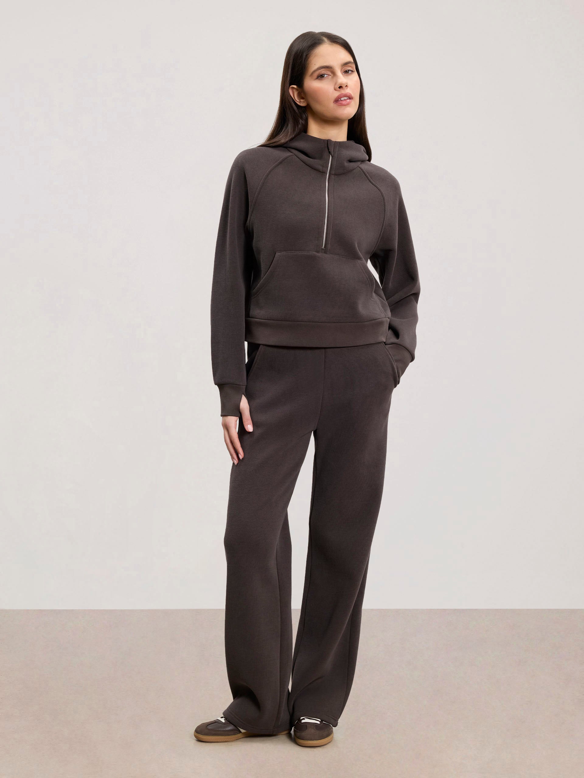 Womens Cosy Fleece Straight Leg Jogger in Brown