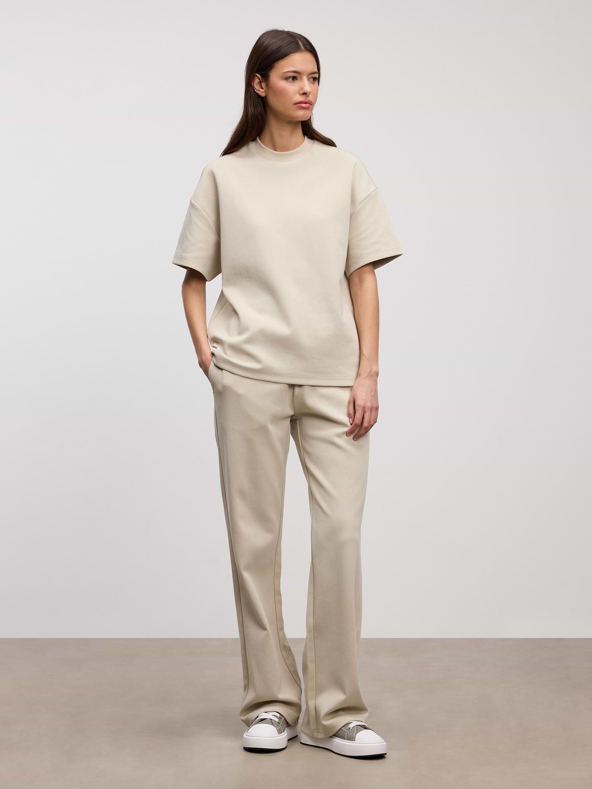 Womens Interlock Relaxed T-Shirt in Stone