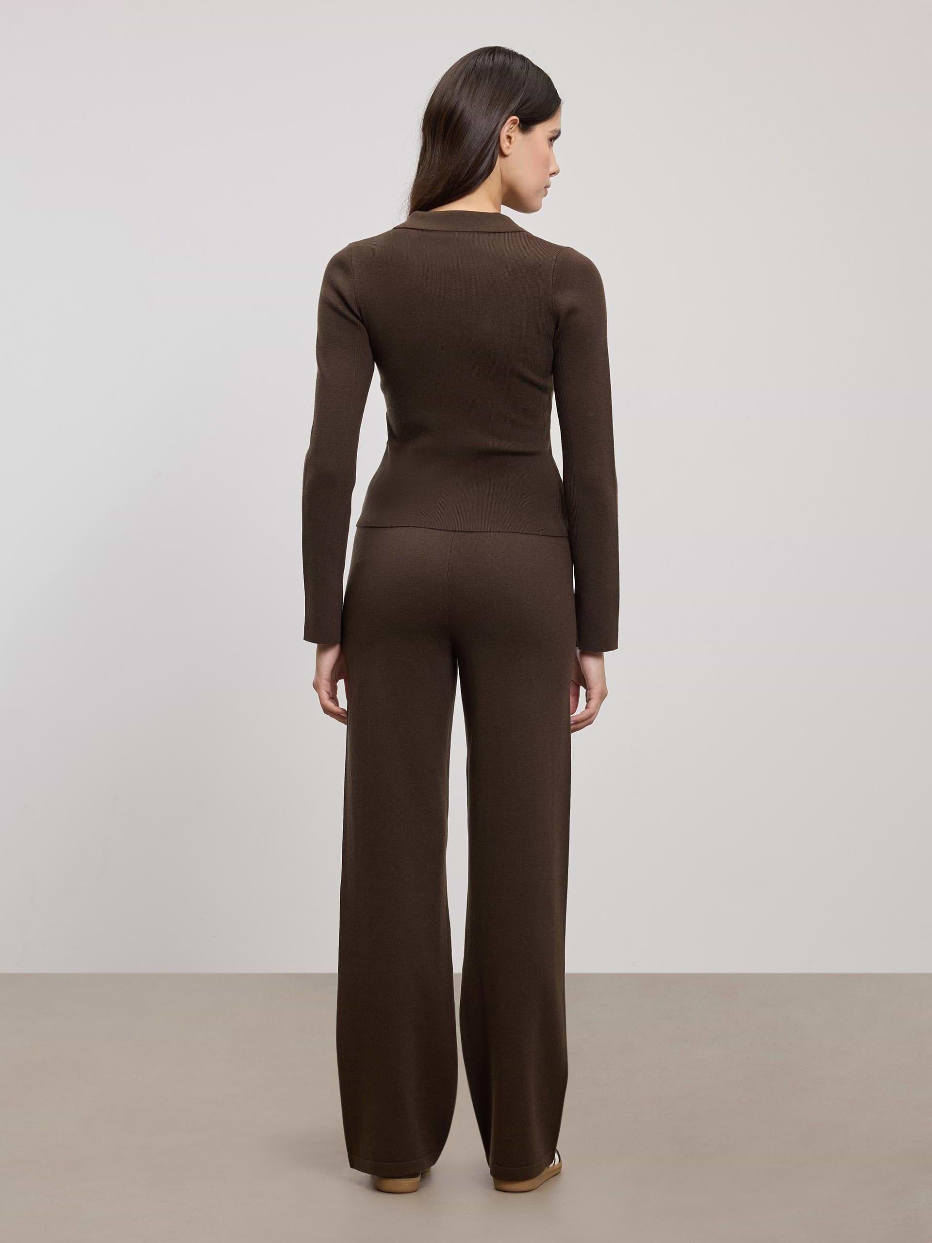 Womens Light Knit Polo Shirt in Brown