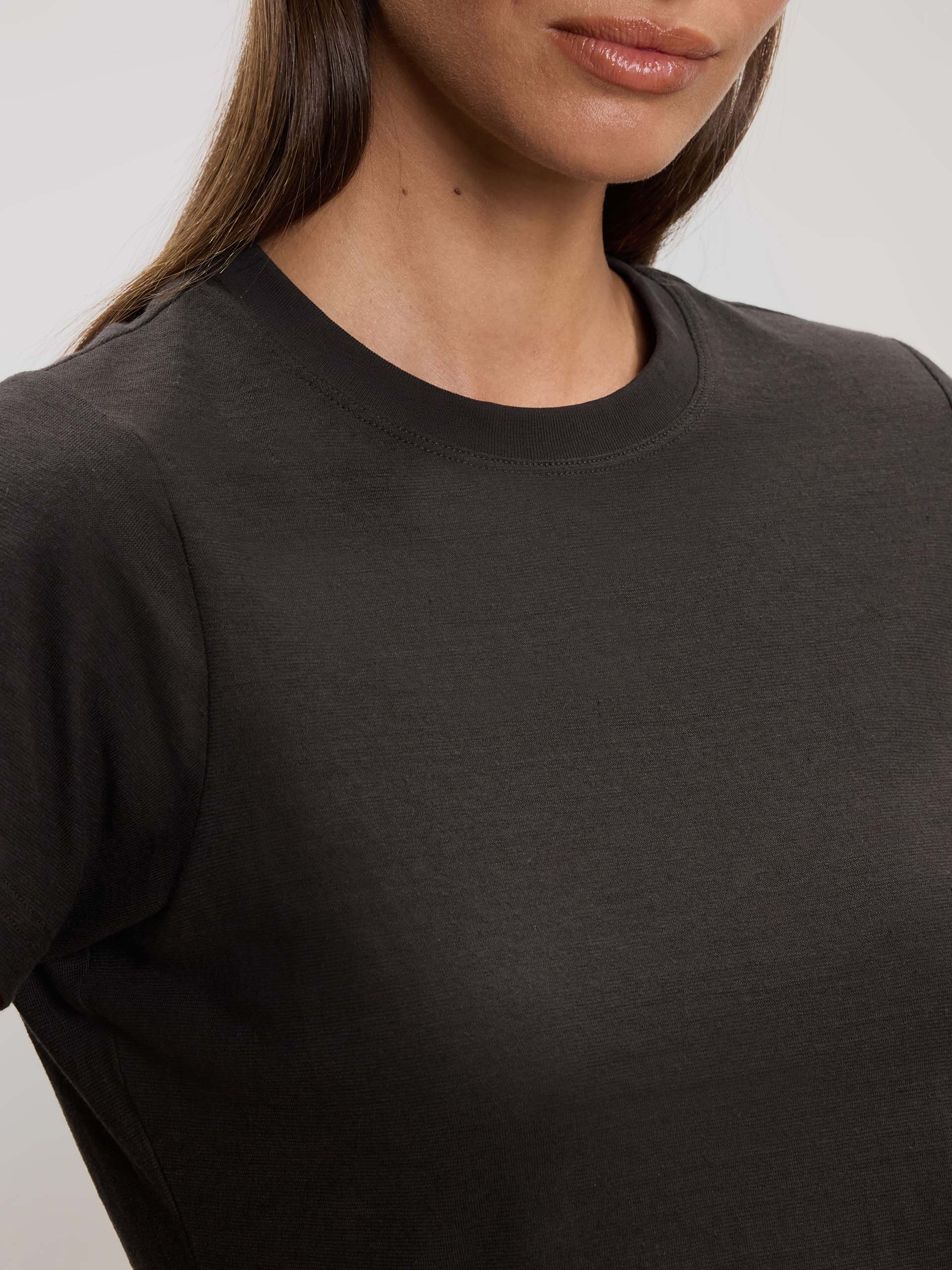 Womens Linen Blend T-Shirt in Brown