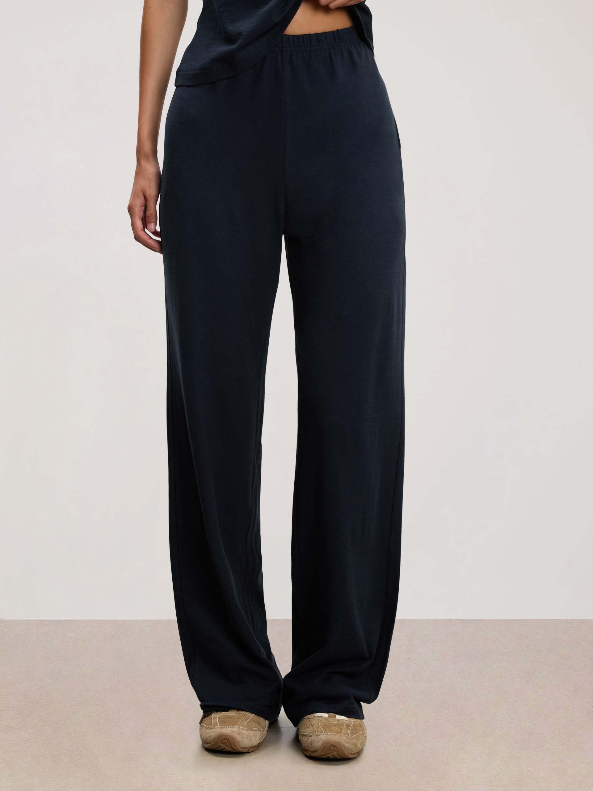 Womens Linen Blend Trouser in Navy