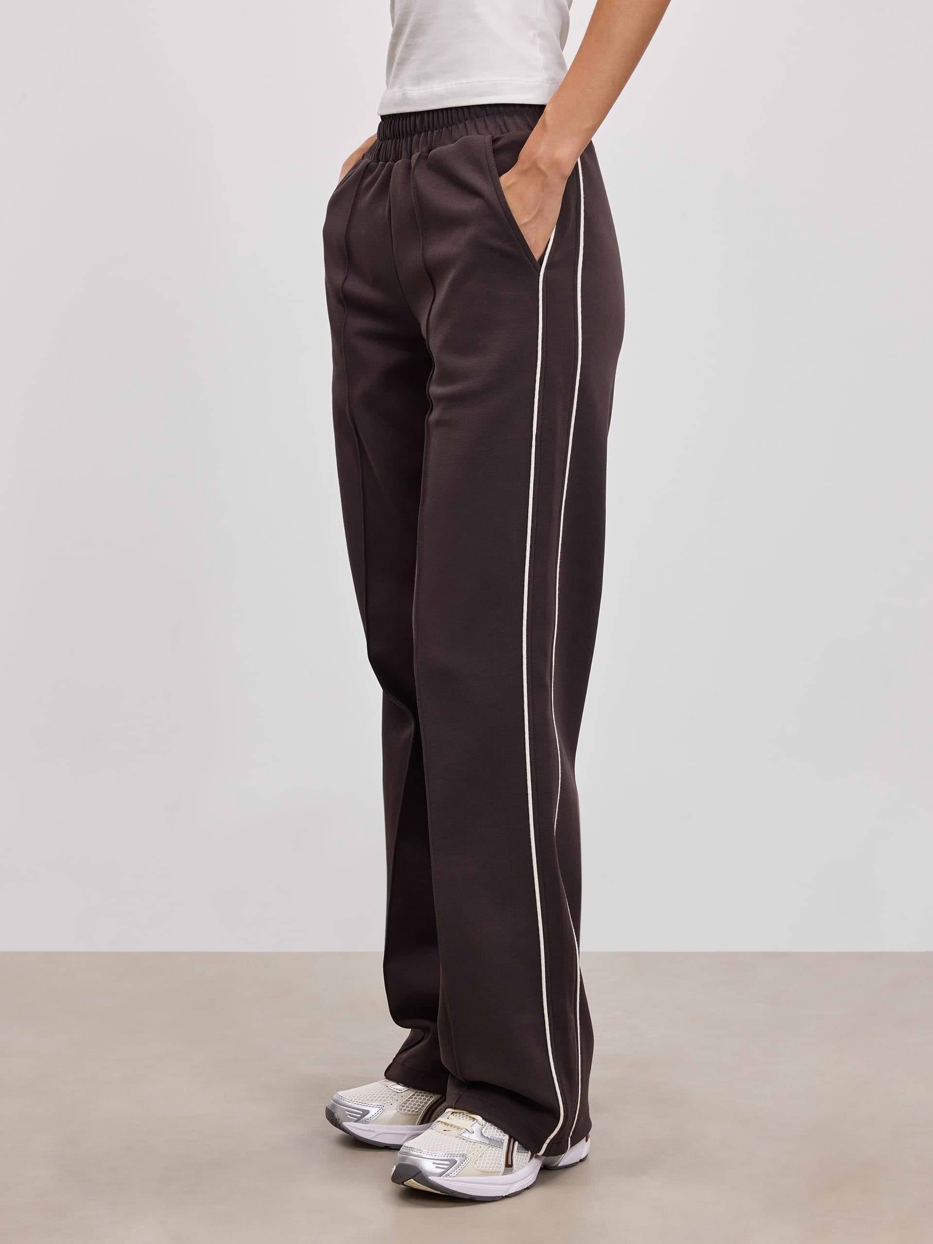 Womens Piping Track Pant in Brown