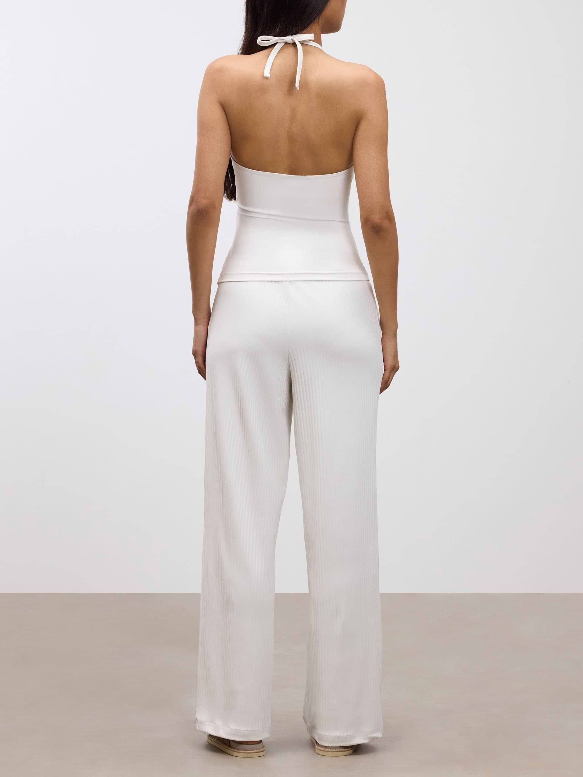 Womens Pleated Trouser in Ecru