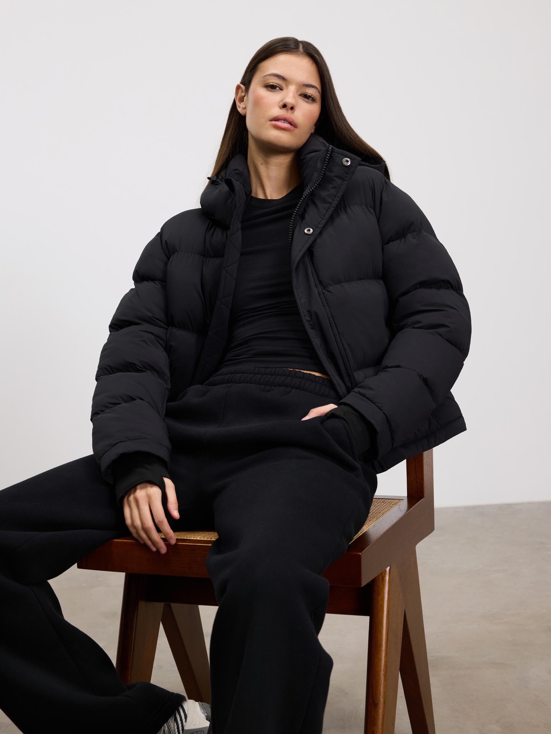 Womens Puffer Jacket in Black