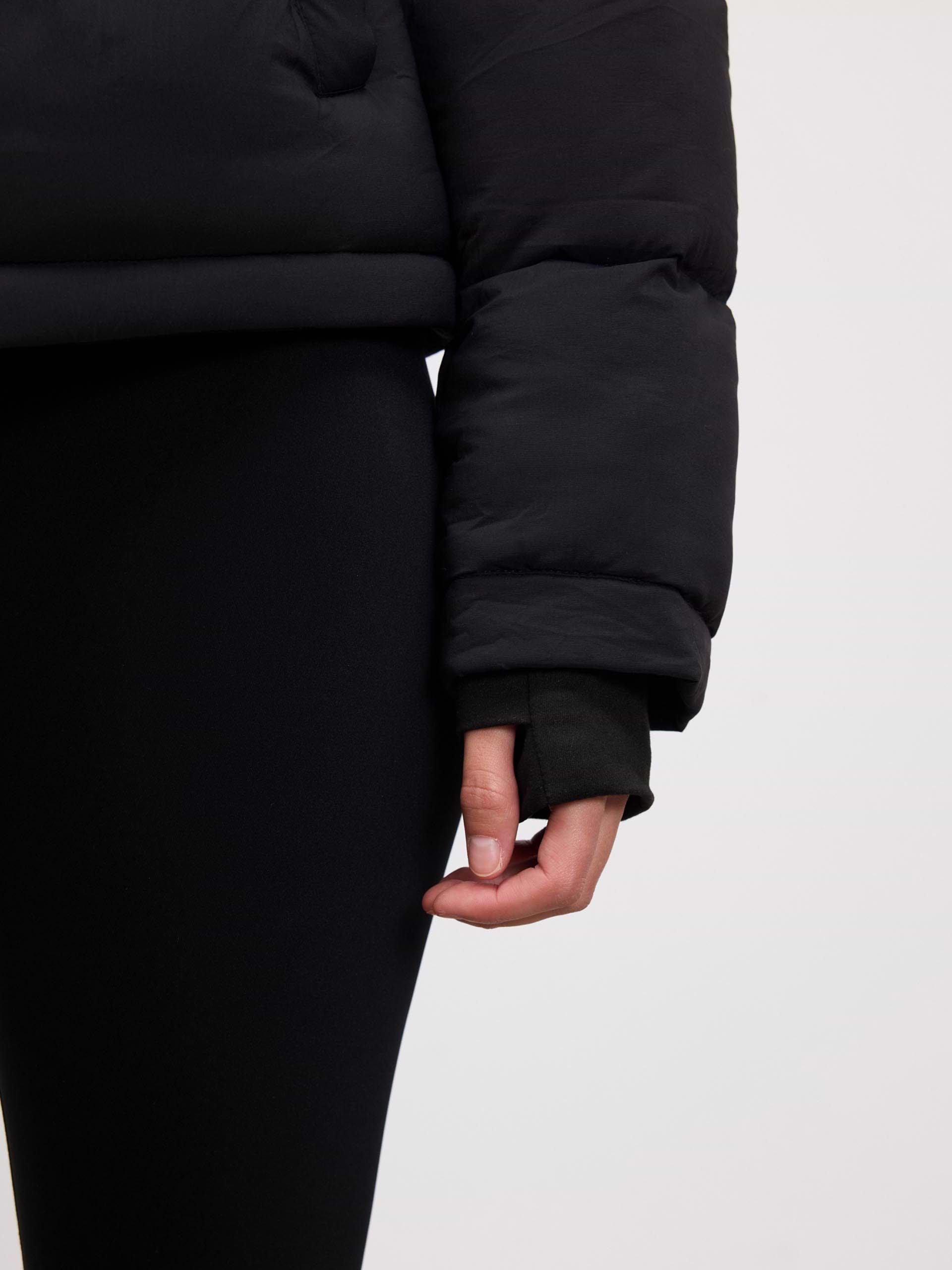 Womens Puffer Jacket in Black