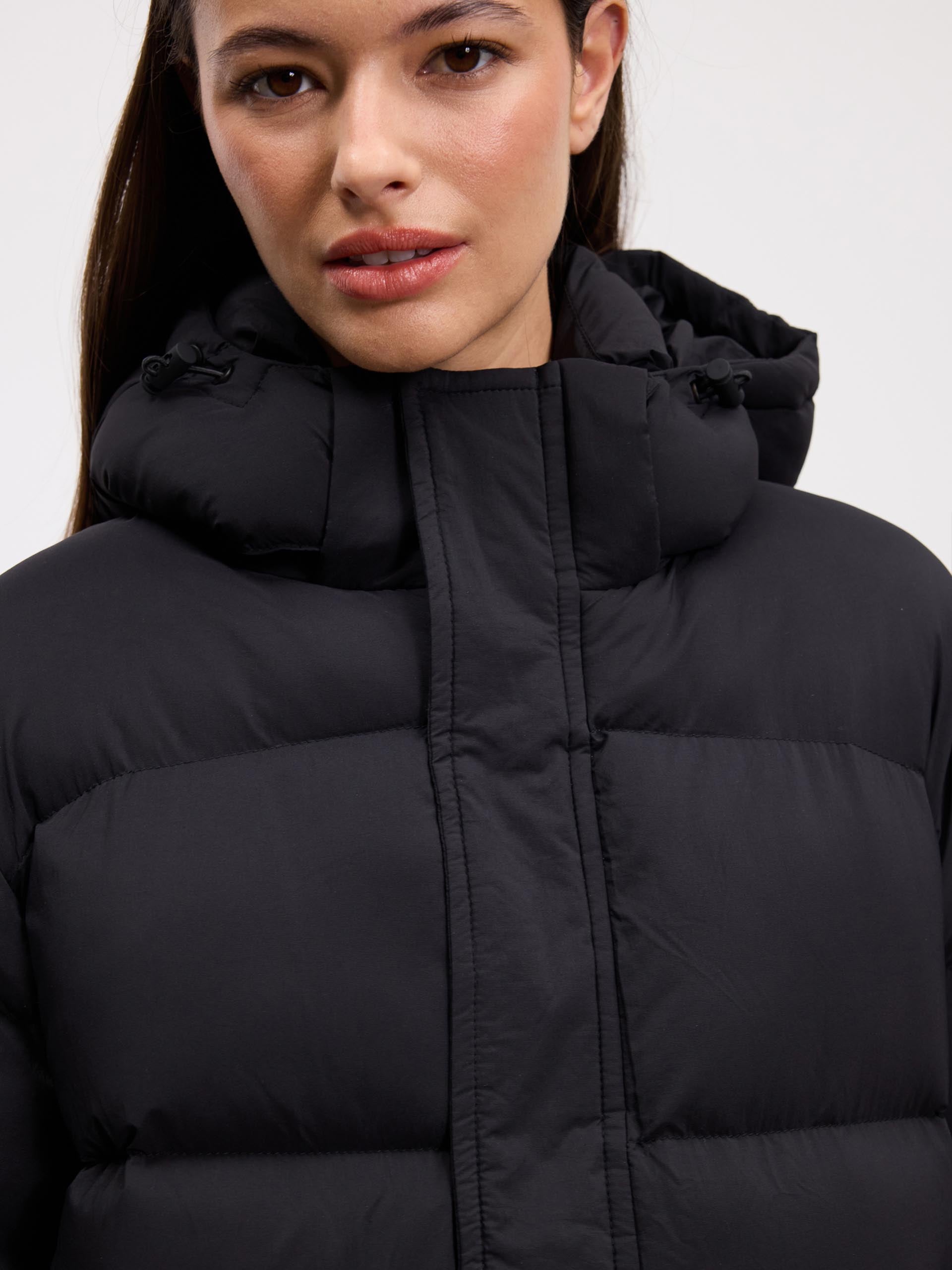 Womens Puffer Jacket in Black