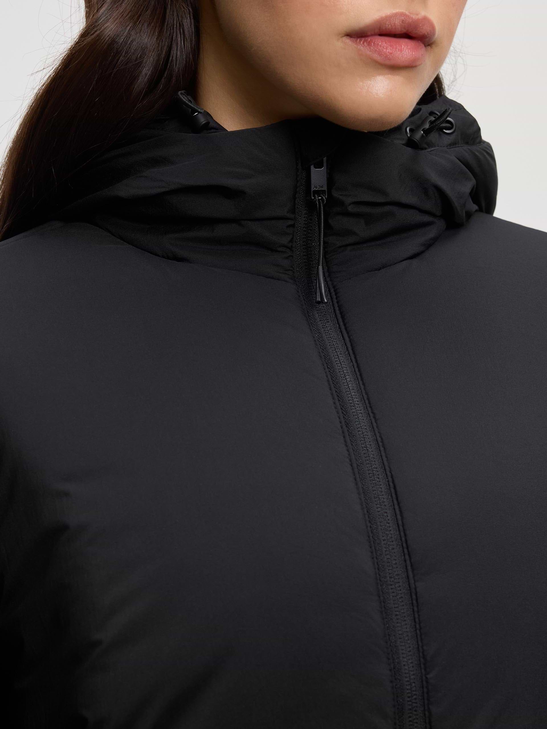 Womens Puffer Windbreaker in Black