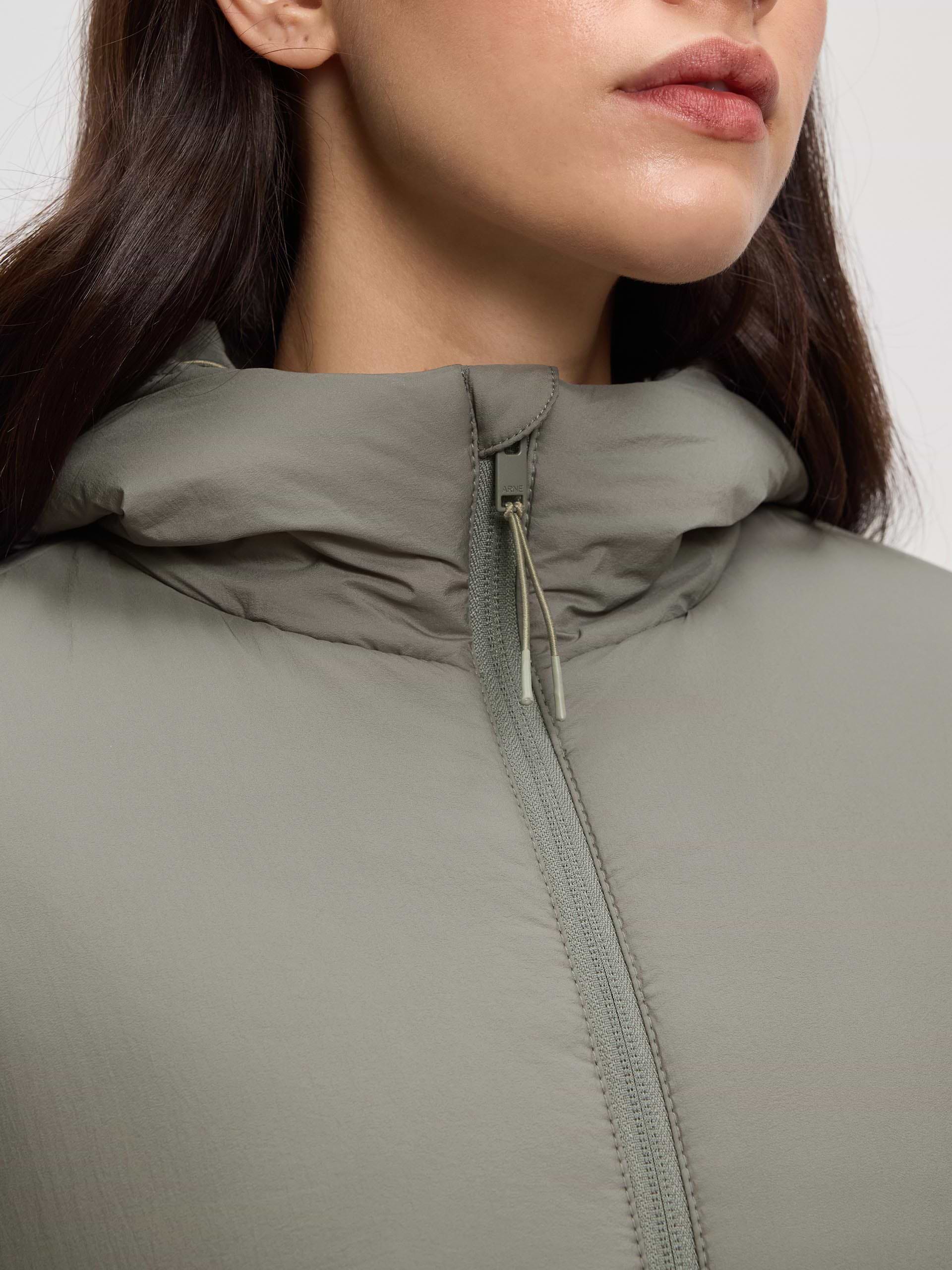 Womens Puffer Windbreaker in Sage