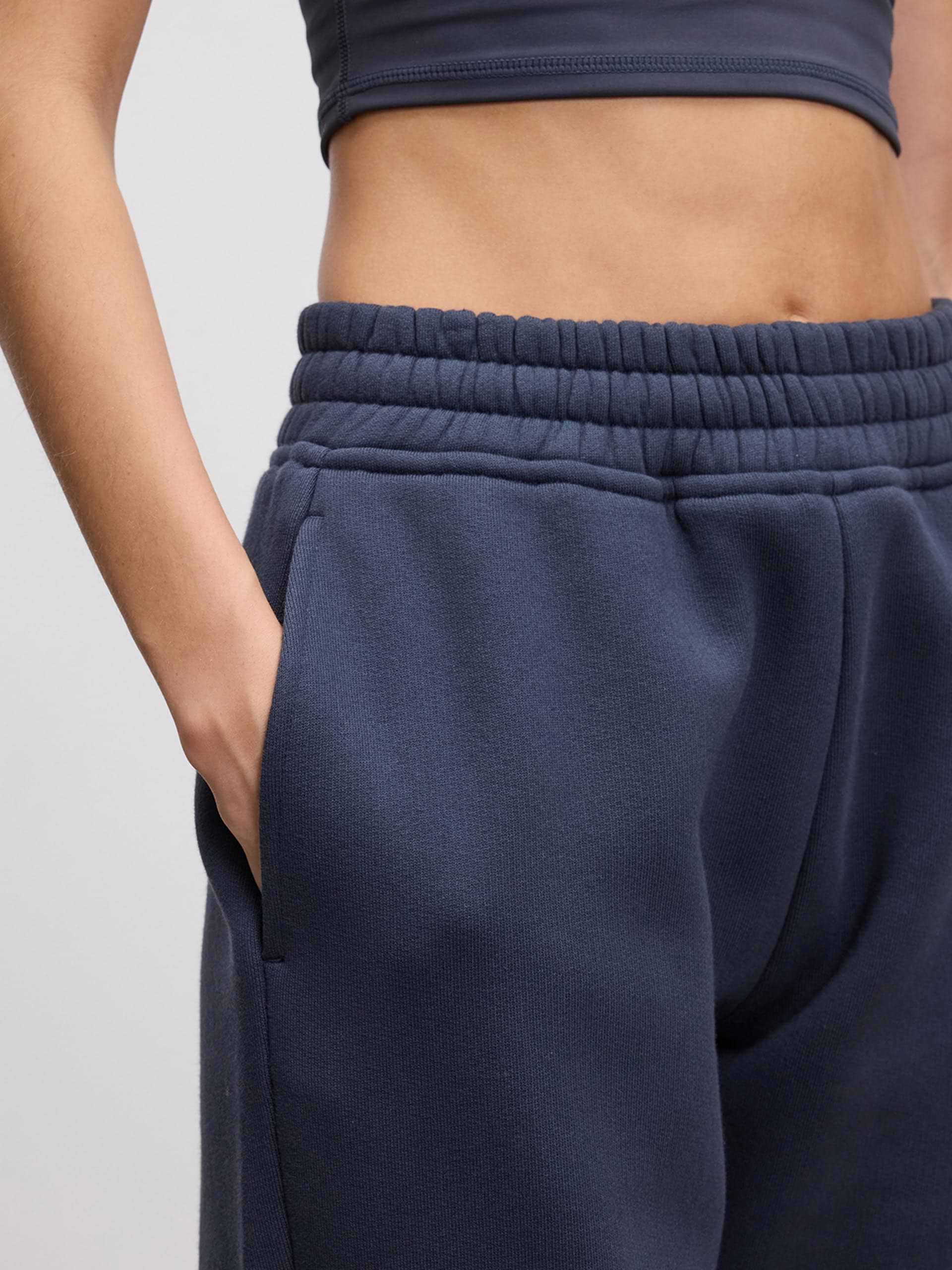 Womens Relaxed Cuffed Jogger in Slate Blue