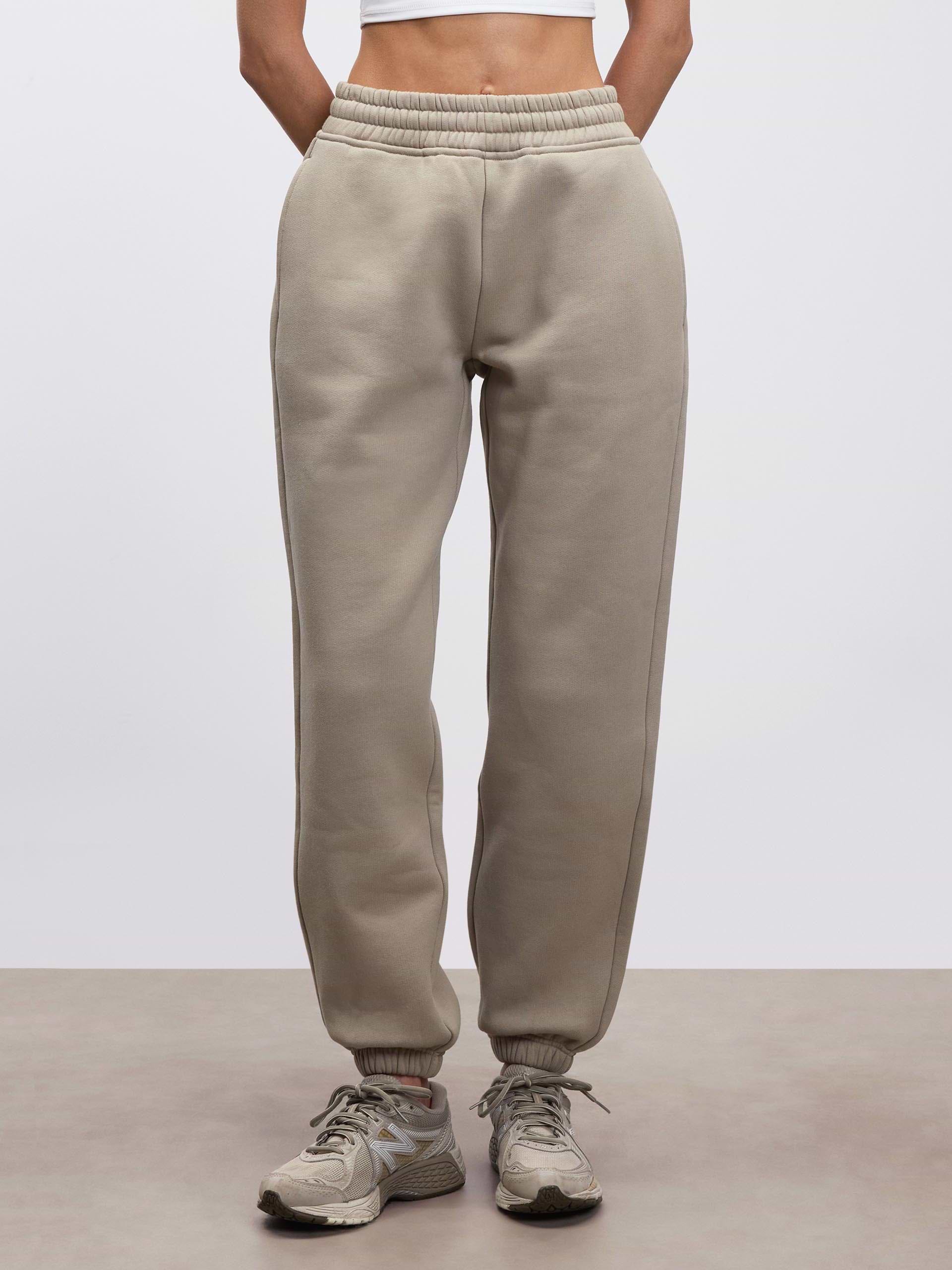 Womens Relaxed Cuffed Jogger in Stone