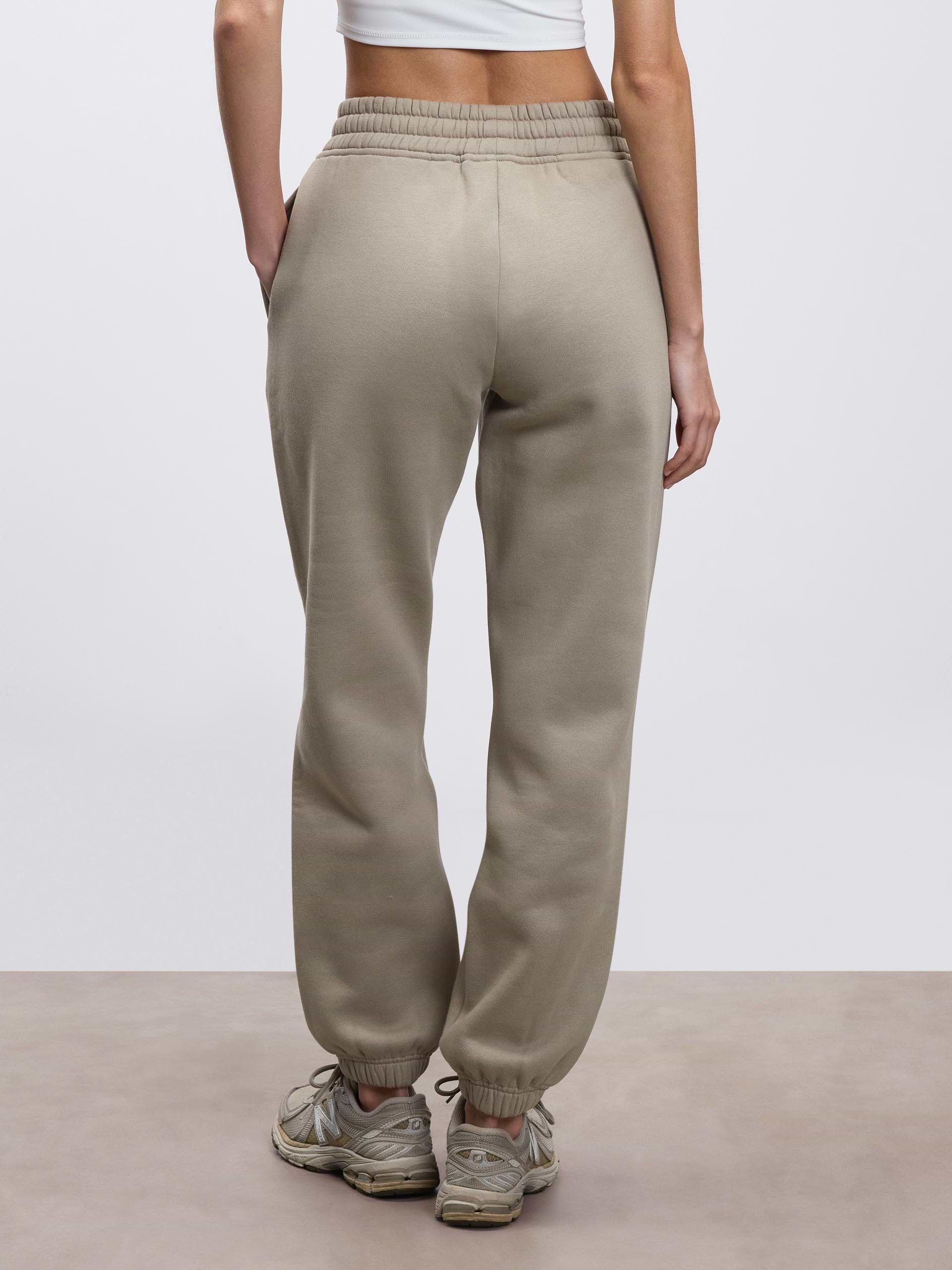 Womens Relaxed Cuffed Jogger in Stone