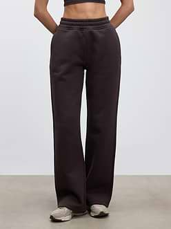 Womens Relaxed Straight Leg Jogger in Brown