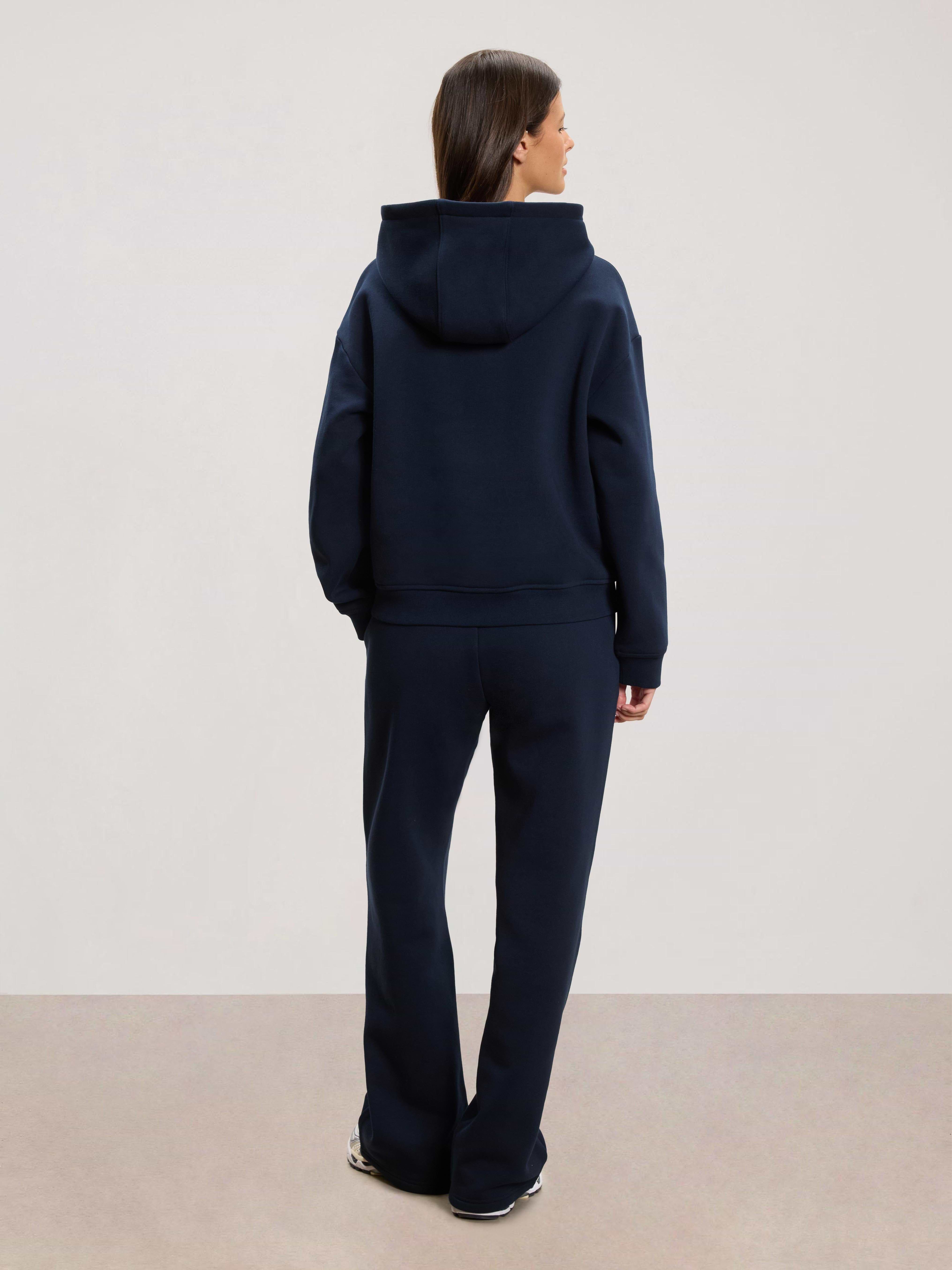 Womens Relaxed Straight Leg Jogger in Navy