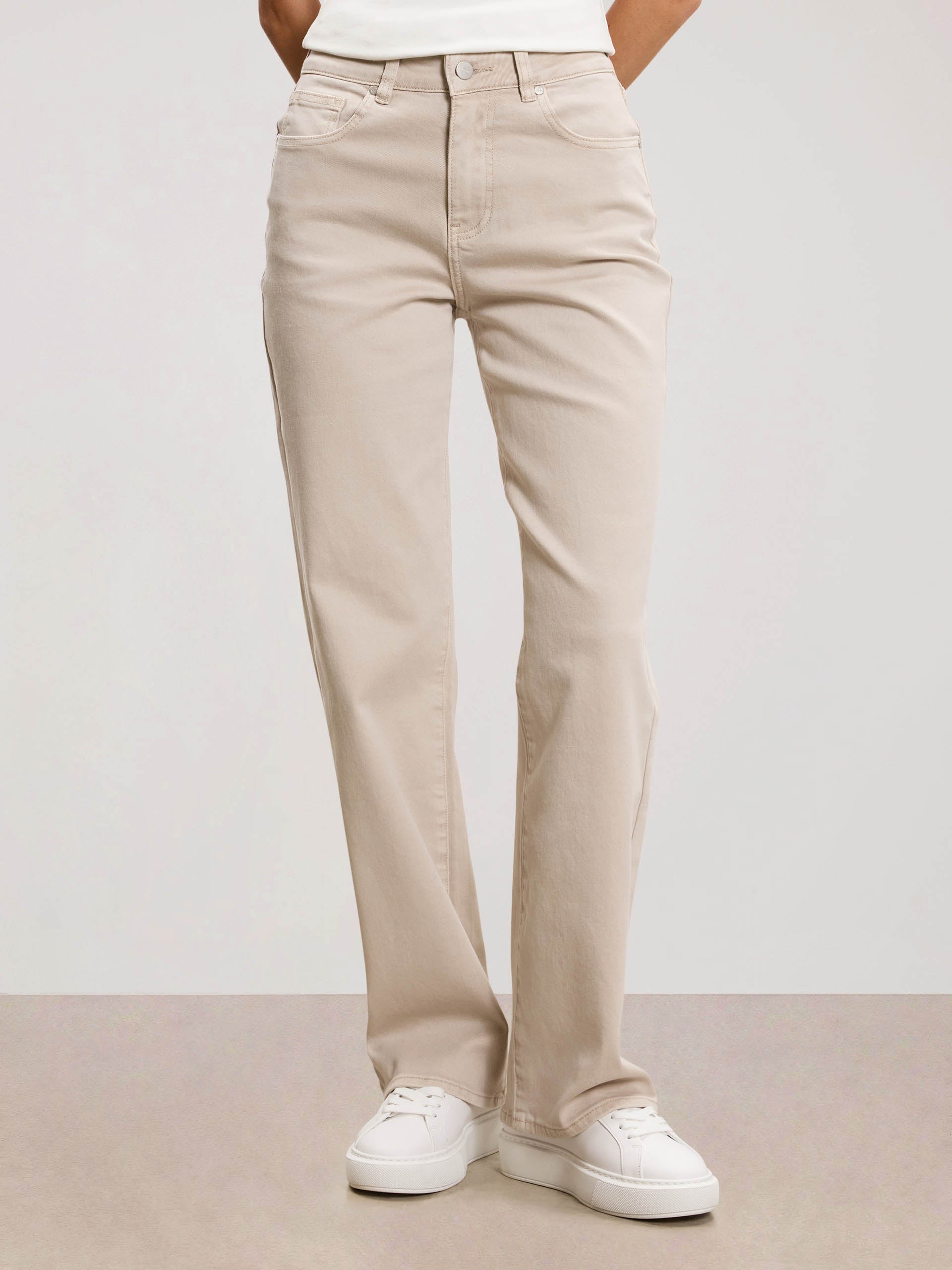 Womens Straight Leg Denim Jeans in Beige
