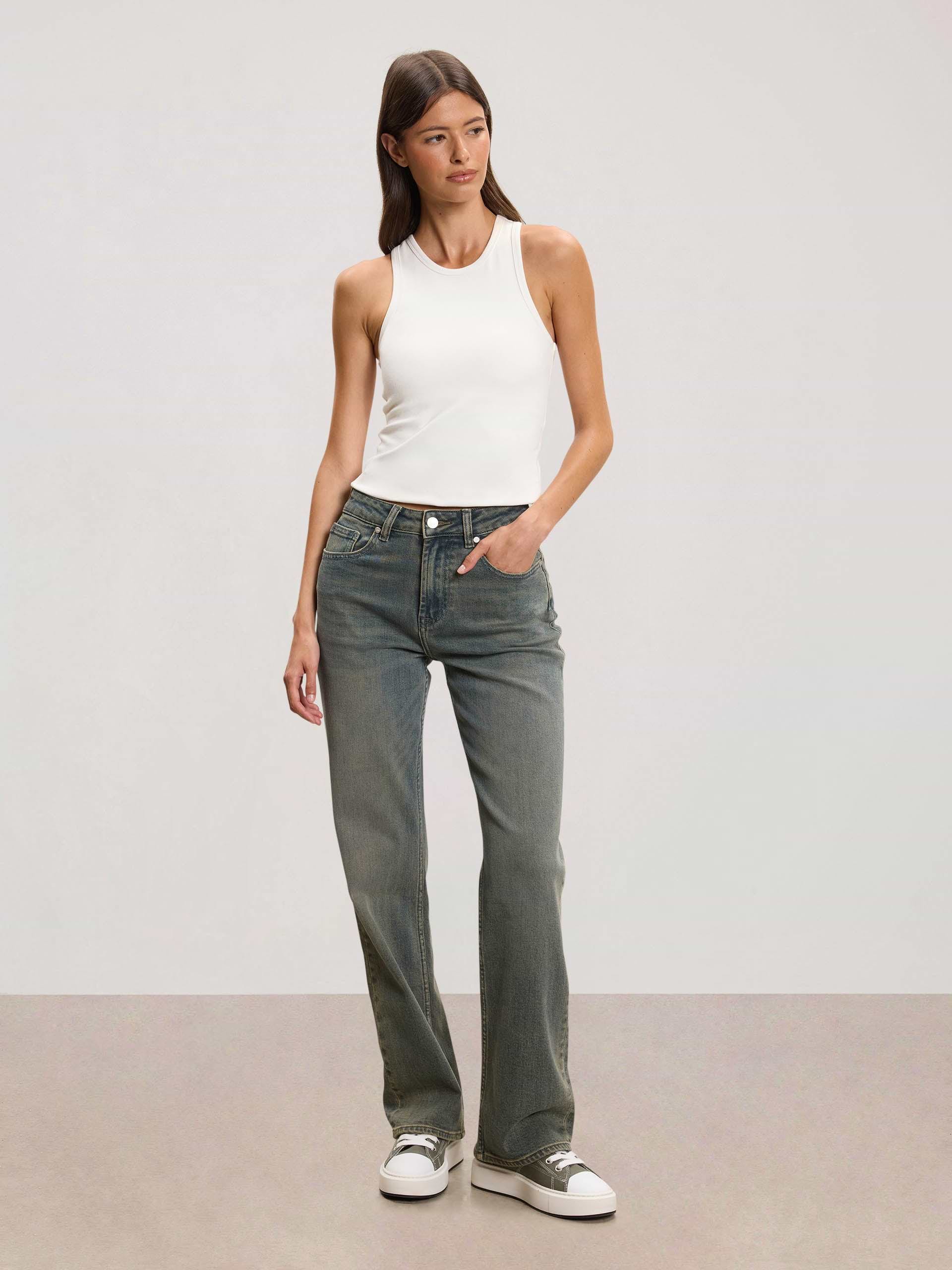 Womens Straight Leg Denim Jeans in Dark Sand