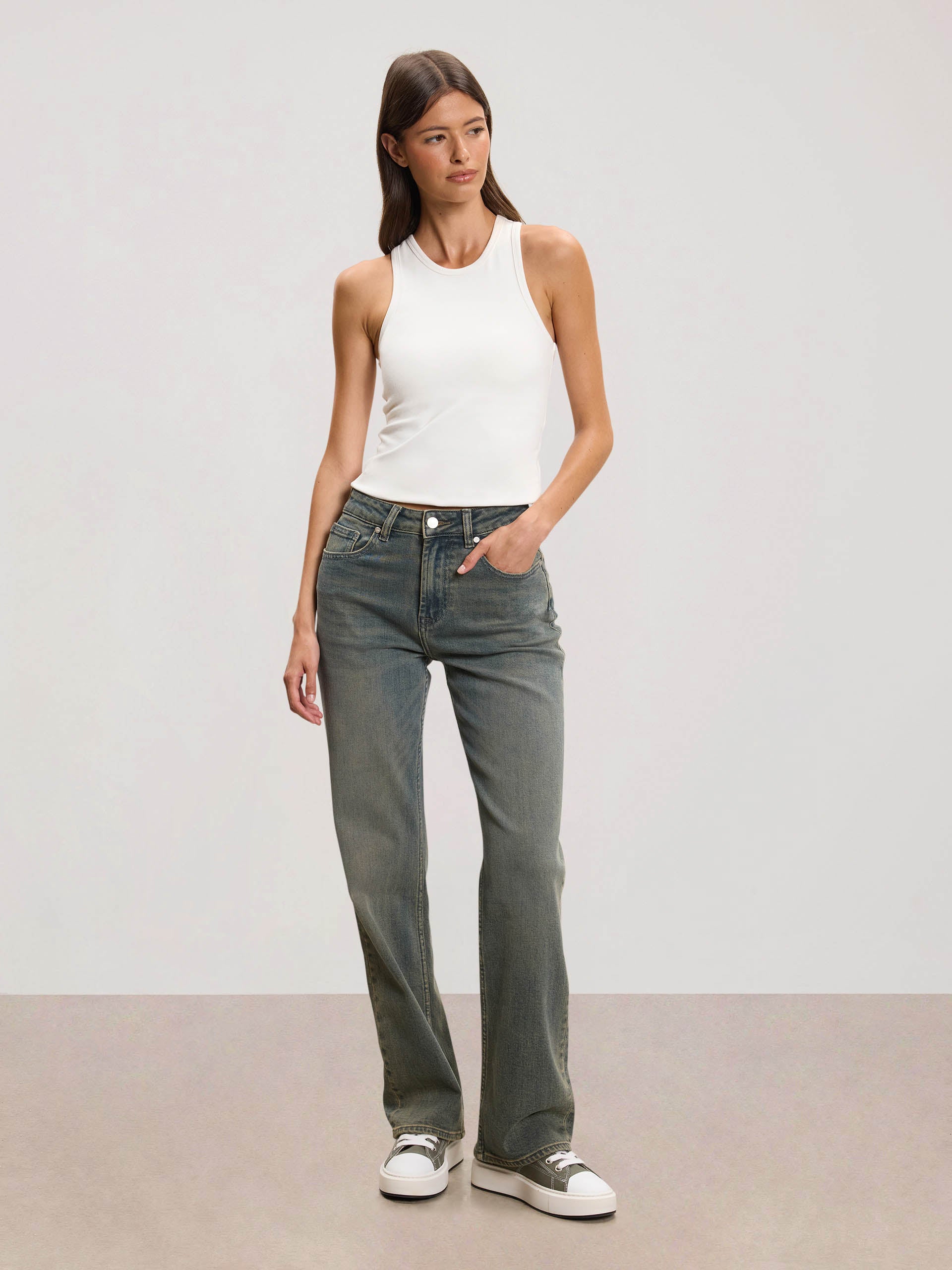 Womens Straight Leg Denim Jeans in Dark Sand