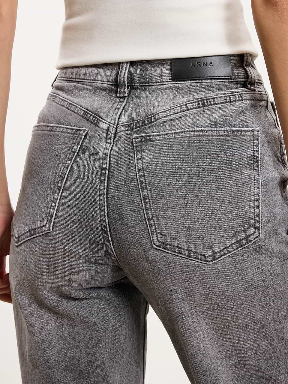 Womens Straight Leg Denim Jeans in Grey Wash