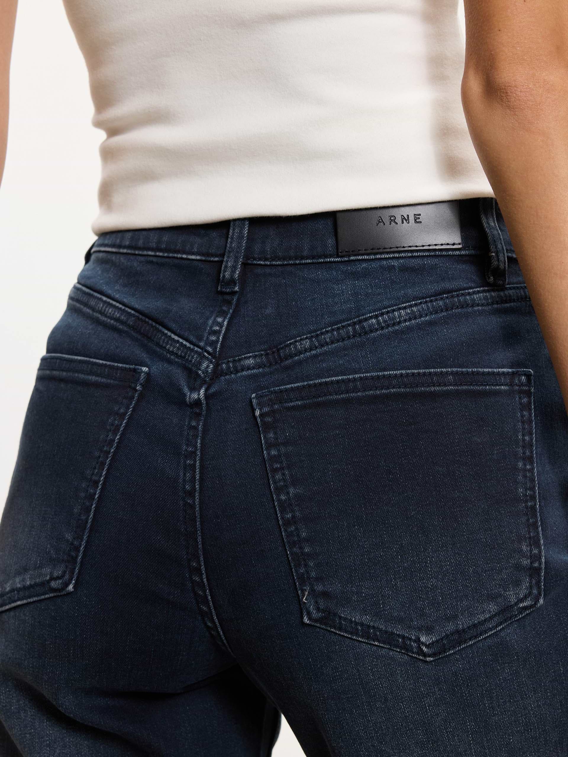 Womens Straight Leg Denim Jeans in Midnight Blue