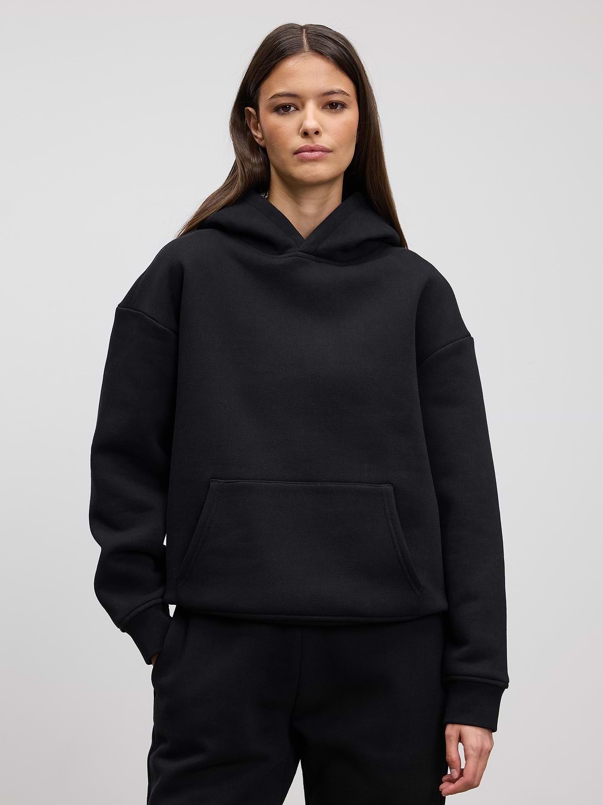 womens-relaxed-hoodie-black-1.