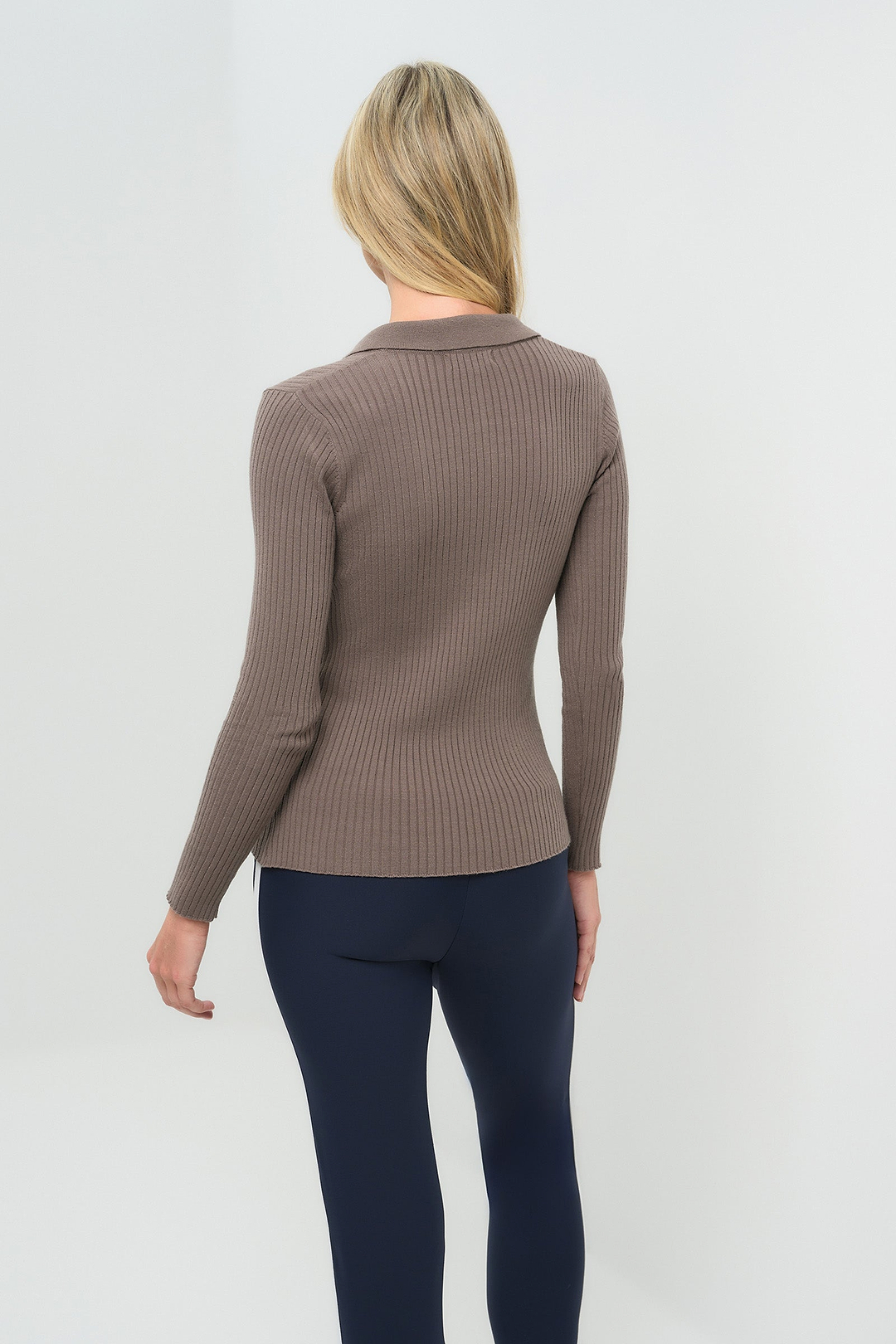 Georgie Rib Sweater Knit Collared Top – Anatomie