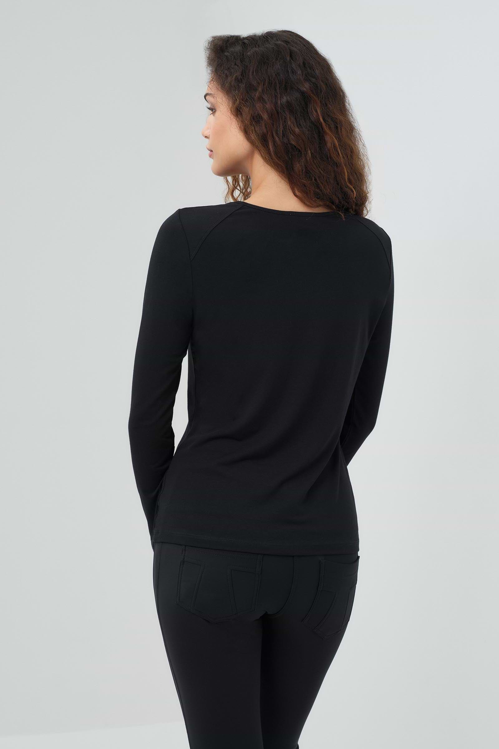 Black ||