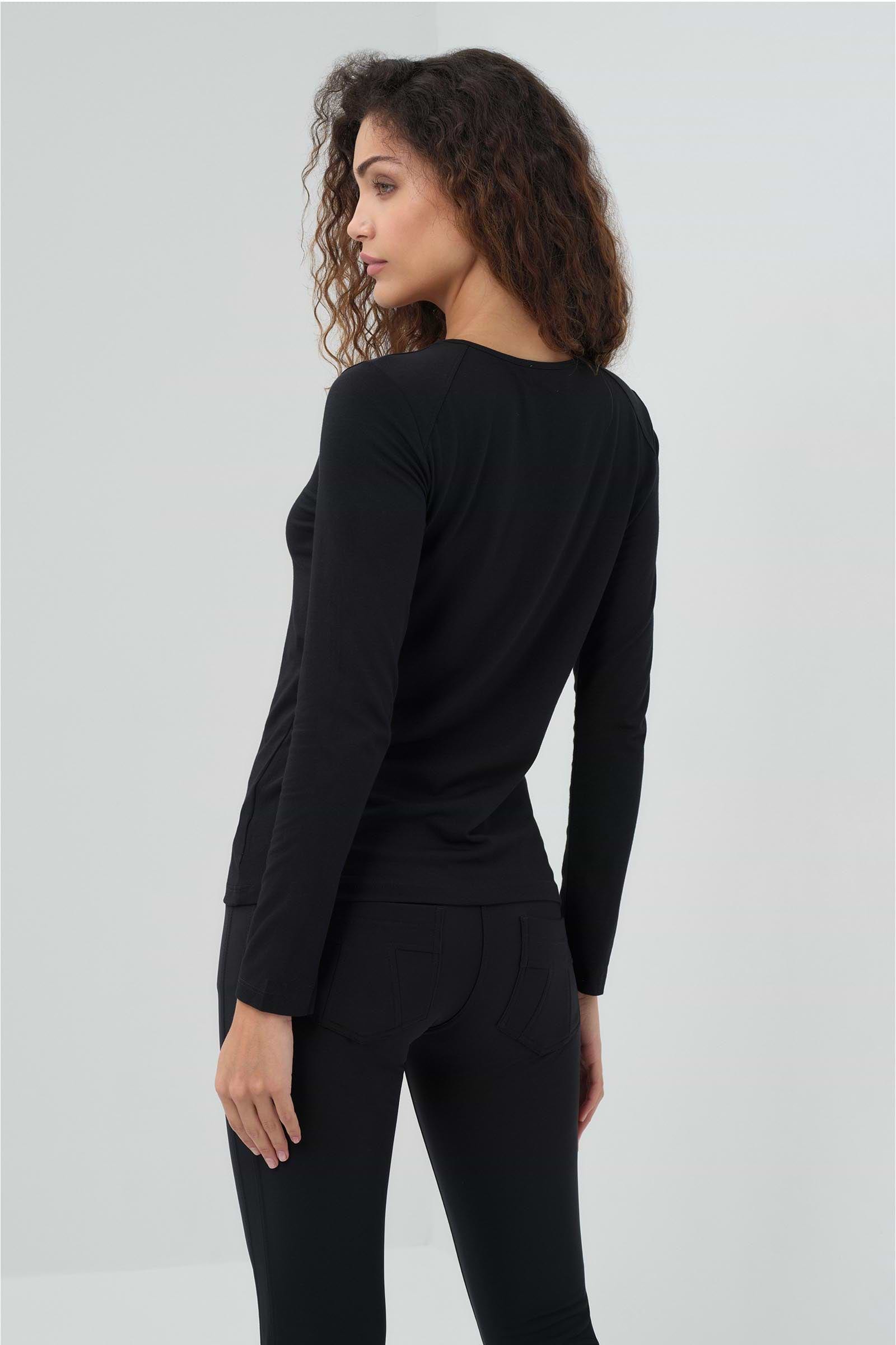 Black ||