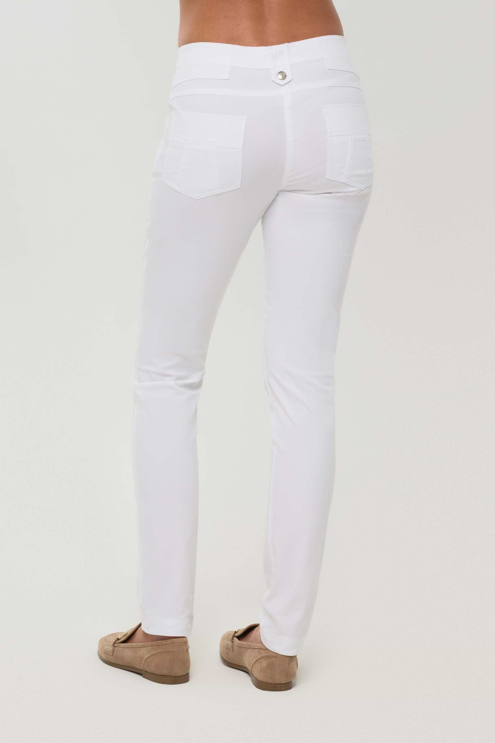 White ||