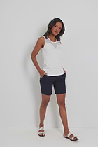 Video of a Breck Short in Navy.