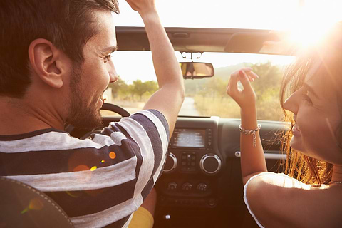 Las relaciones felices se emocionan por estar juntas