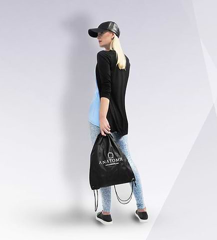 Aimee Nielsen modelando anatomía