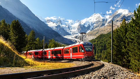 Viajes sostenibles Elija el transporte en tren o en coche compartido