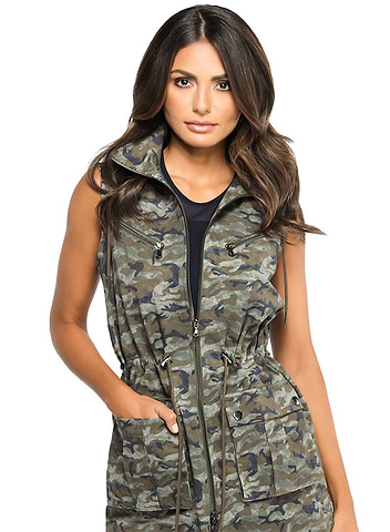 Chaleco Bella de camuflaje para un guardarropa elegante y utilitario
