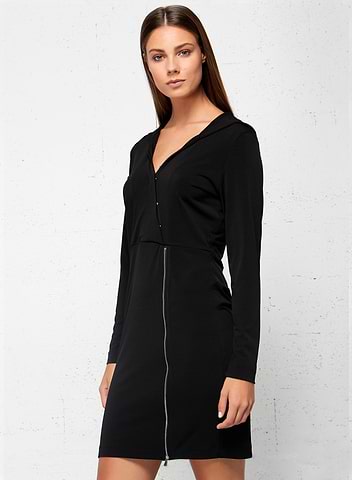 El vestido con capucha antiarrugas Fresia