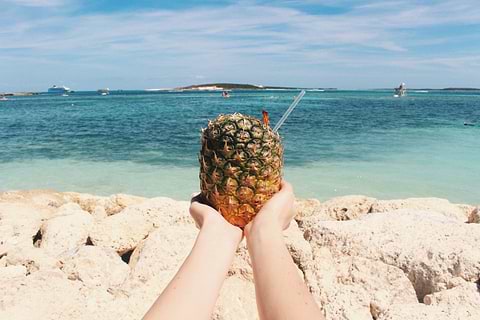 Imprescindibles de viaje ligeros para mujer