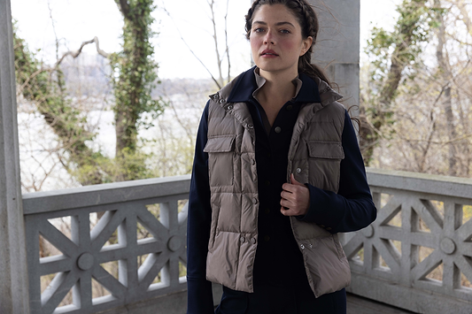The Best Packable Travel Jackets and Vests for Fall: Lightweight, Water-Resistant, and Layer-Ready