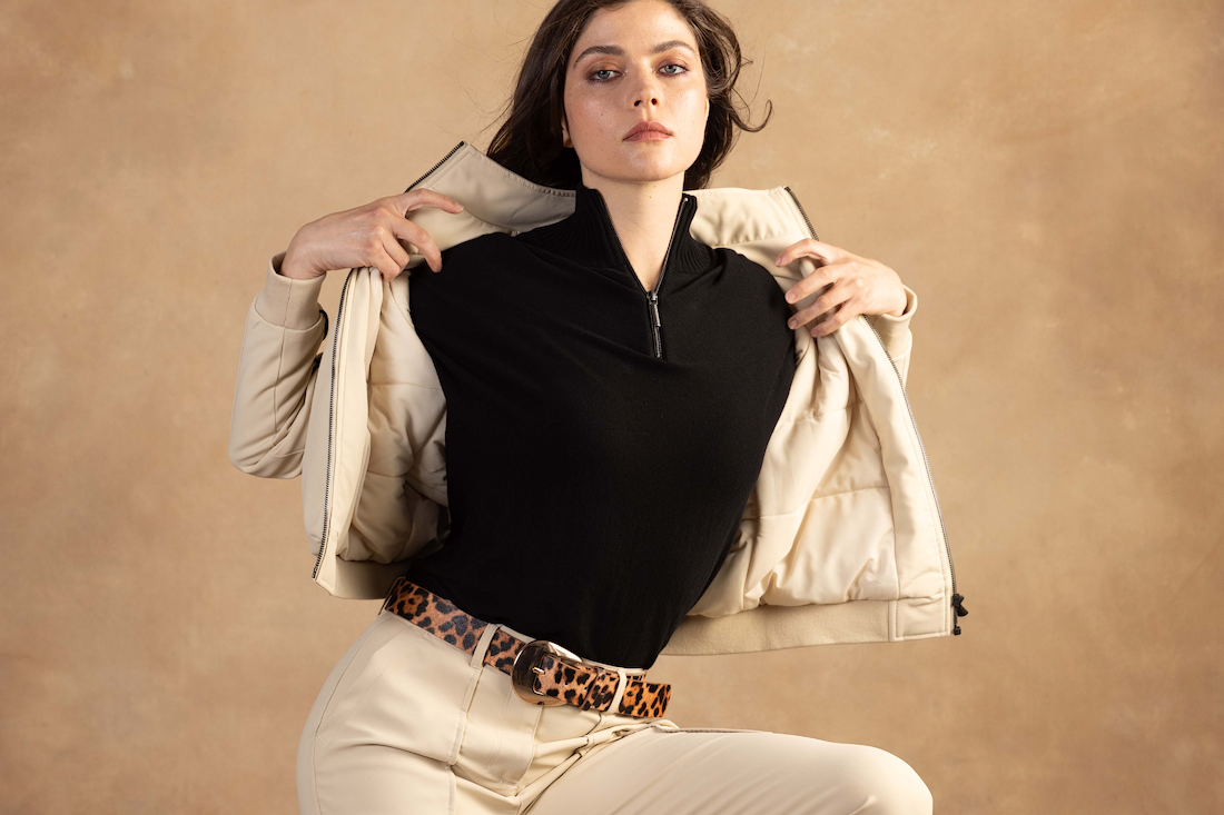 Packing for a Fall Weekend Getaway: The Art of Versatility in Layering, Comfort, and Chic Travel Essentials