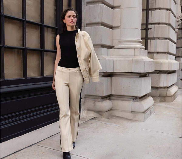 Best Travel Clothes for Women: The Ultimate Guide to Stylish, Comfortable, and Wrinkle-Resistant Packing