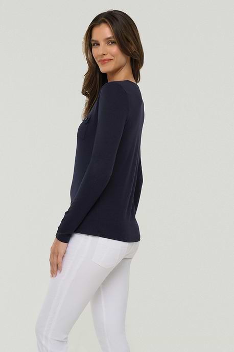 Navy ||