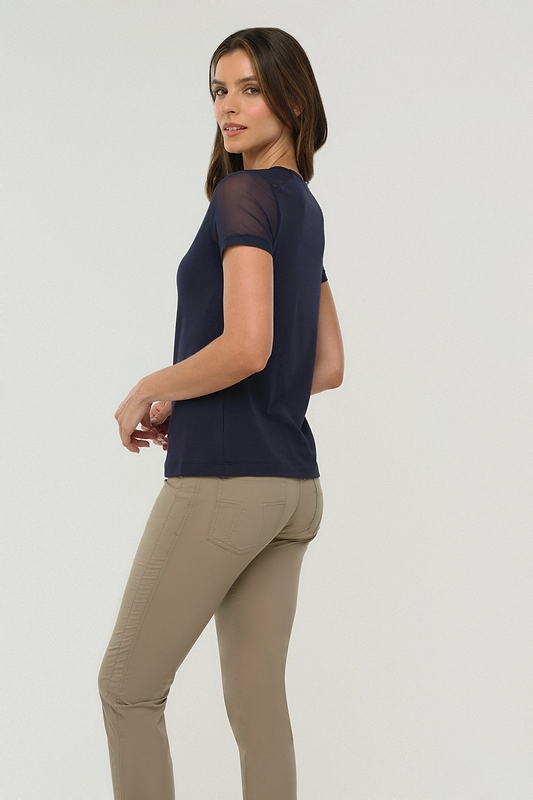 Navy ||
