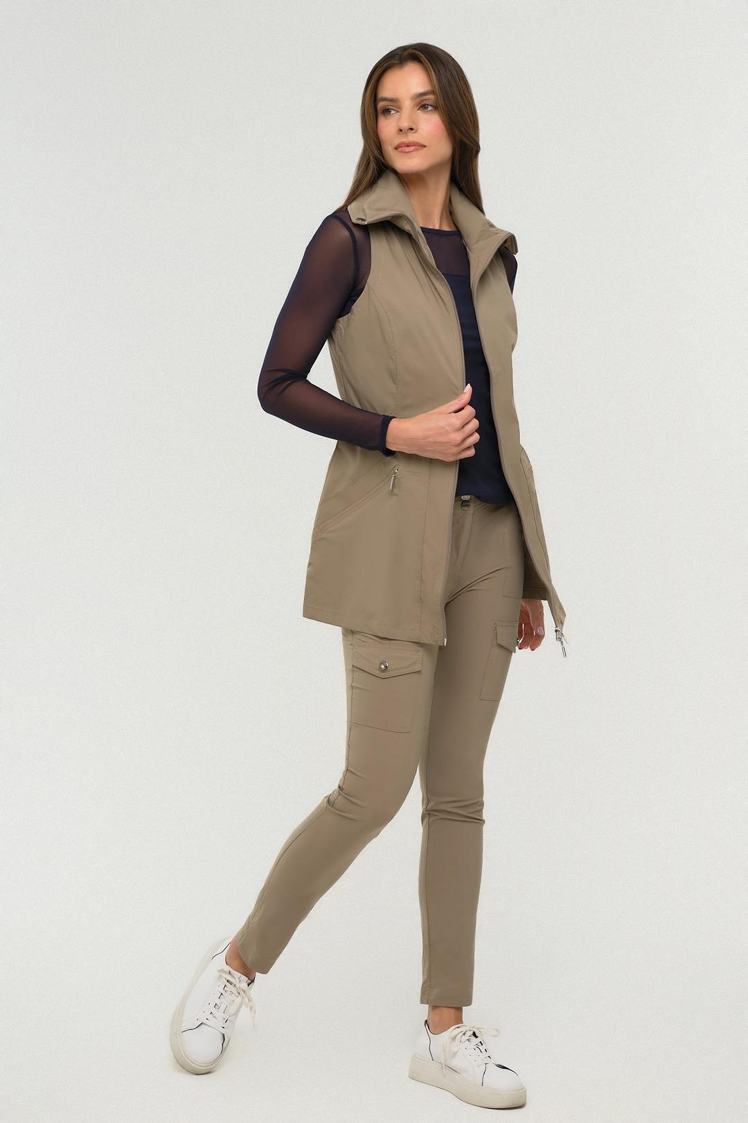 Khaki ||