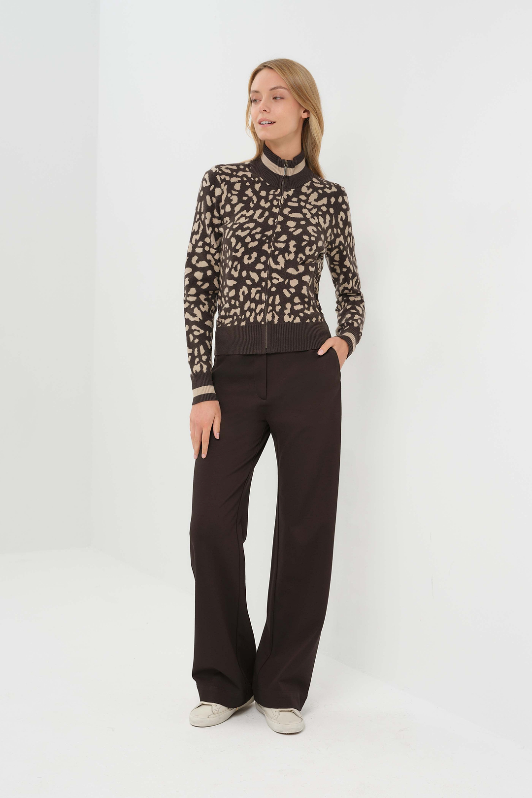 Bomi Jacquard Zip up Sweater
