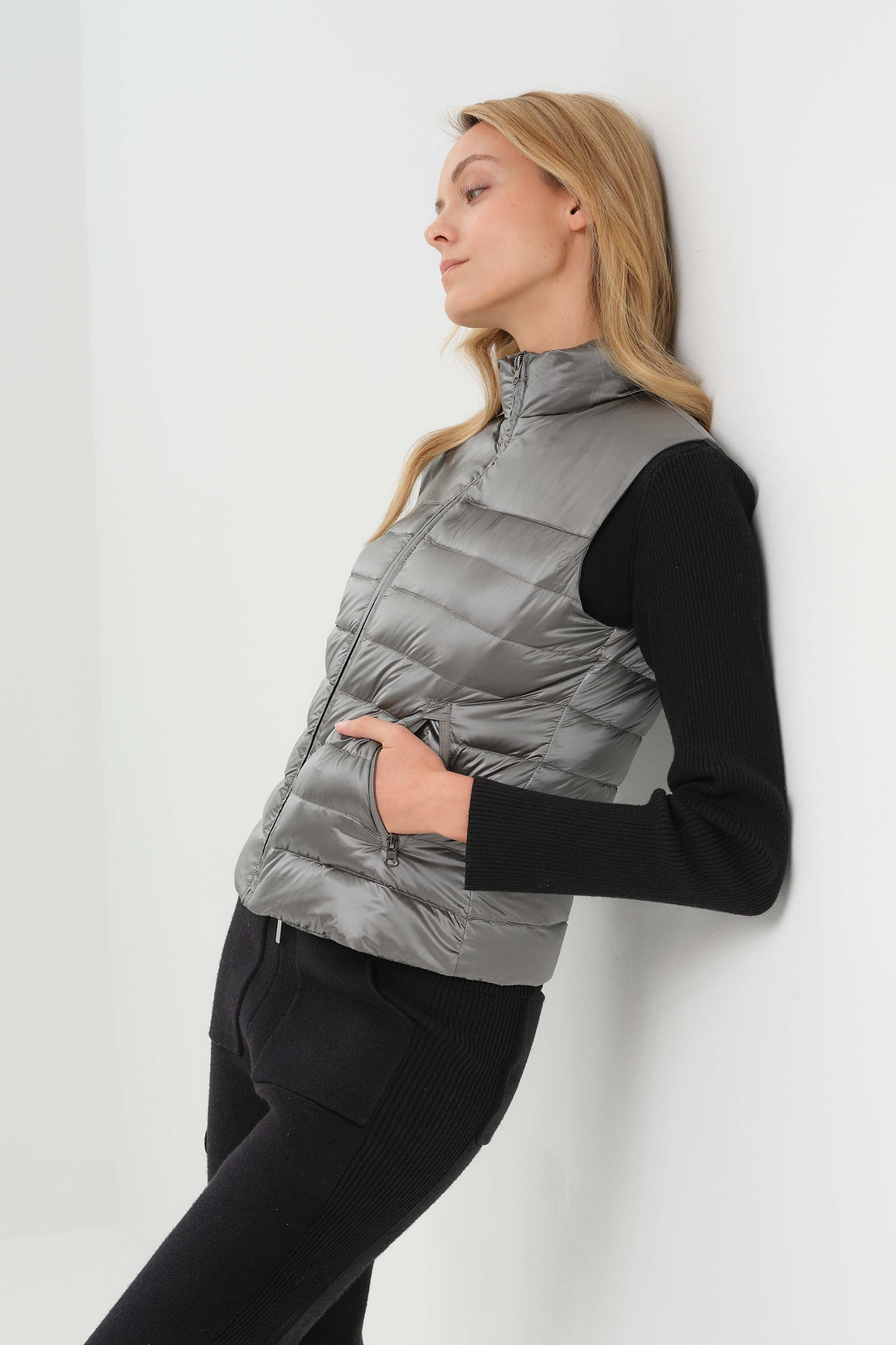 Vela Packable Puffer Vest