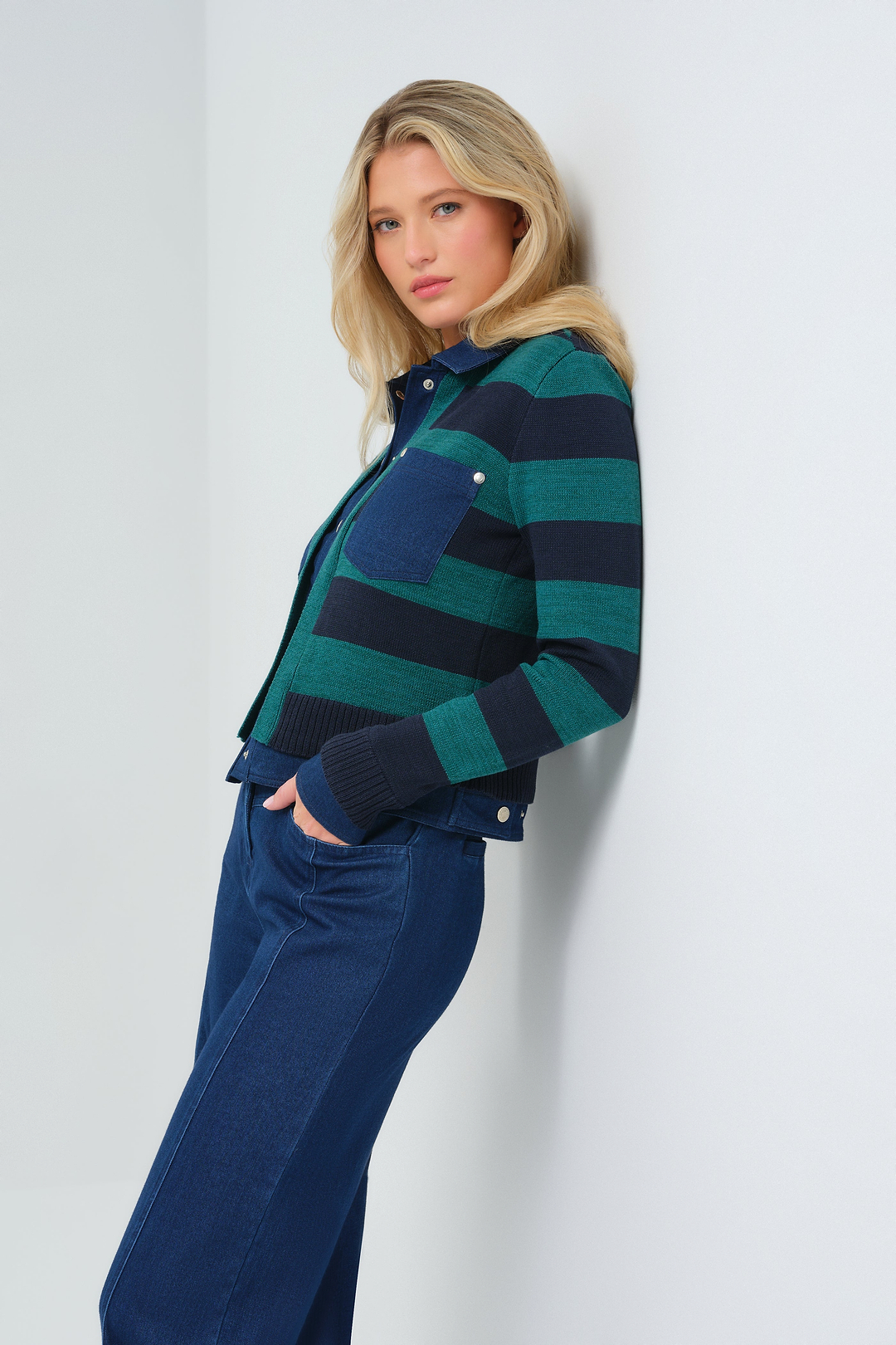 Pull Sienna en maille et veste trucker en denim performant