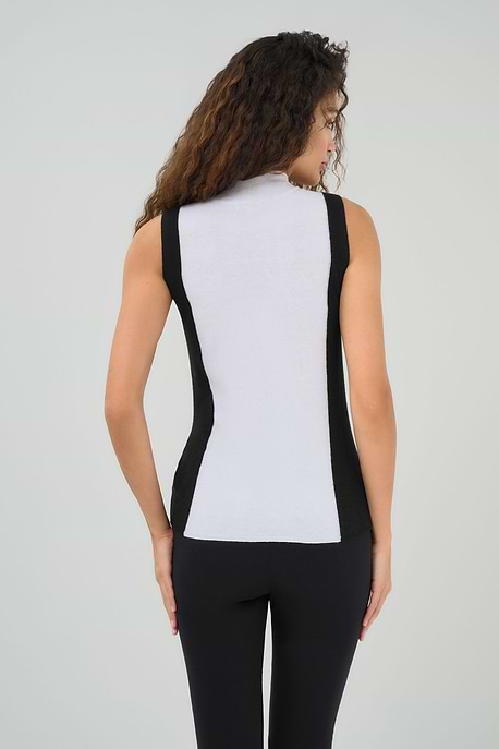 Blusa de cuello alto en mezcla de cachemira en contraste de Abryl